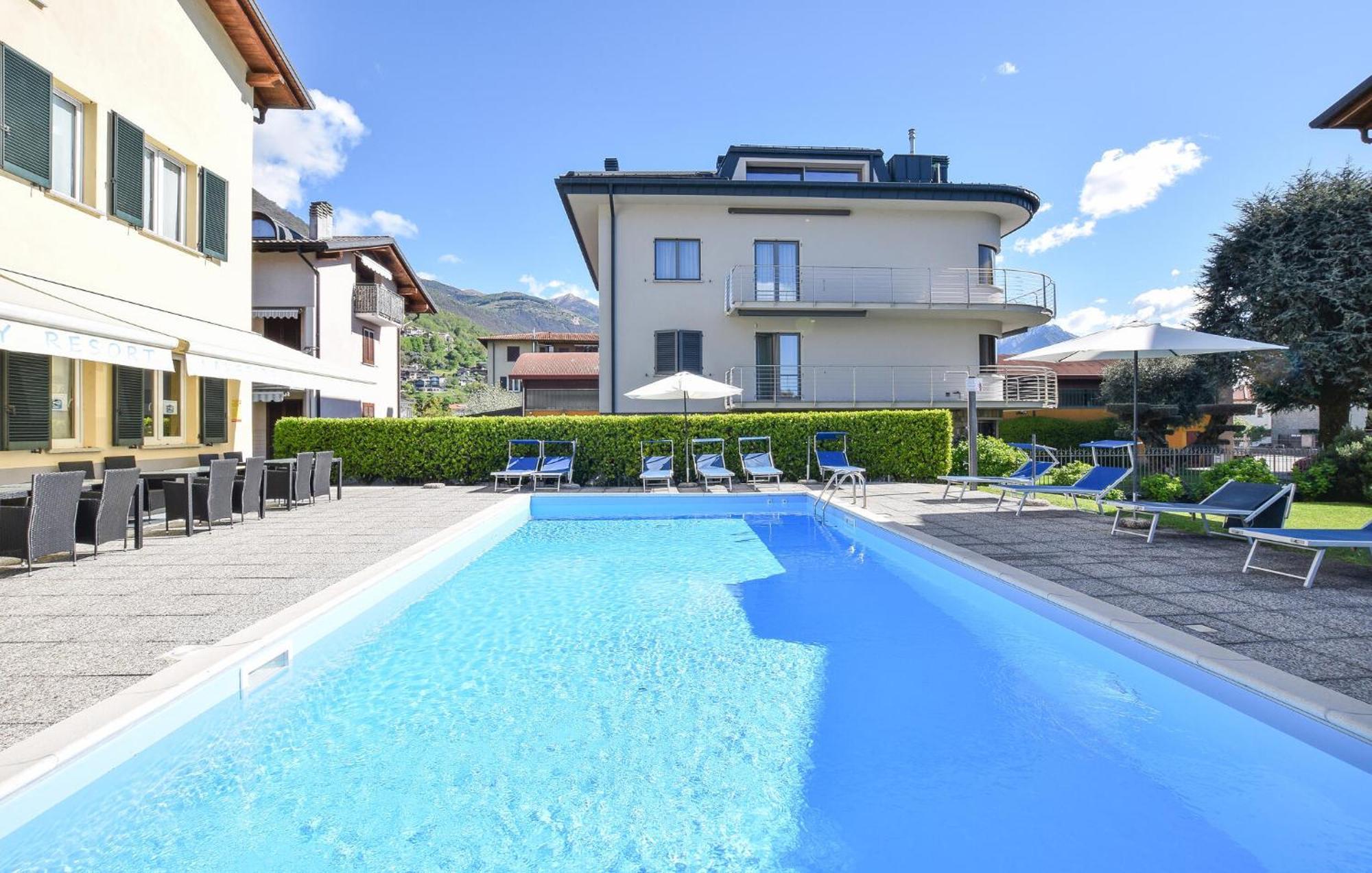 Apartment Amazing In With Kitchen Domaso