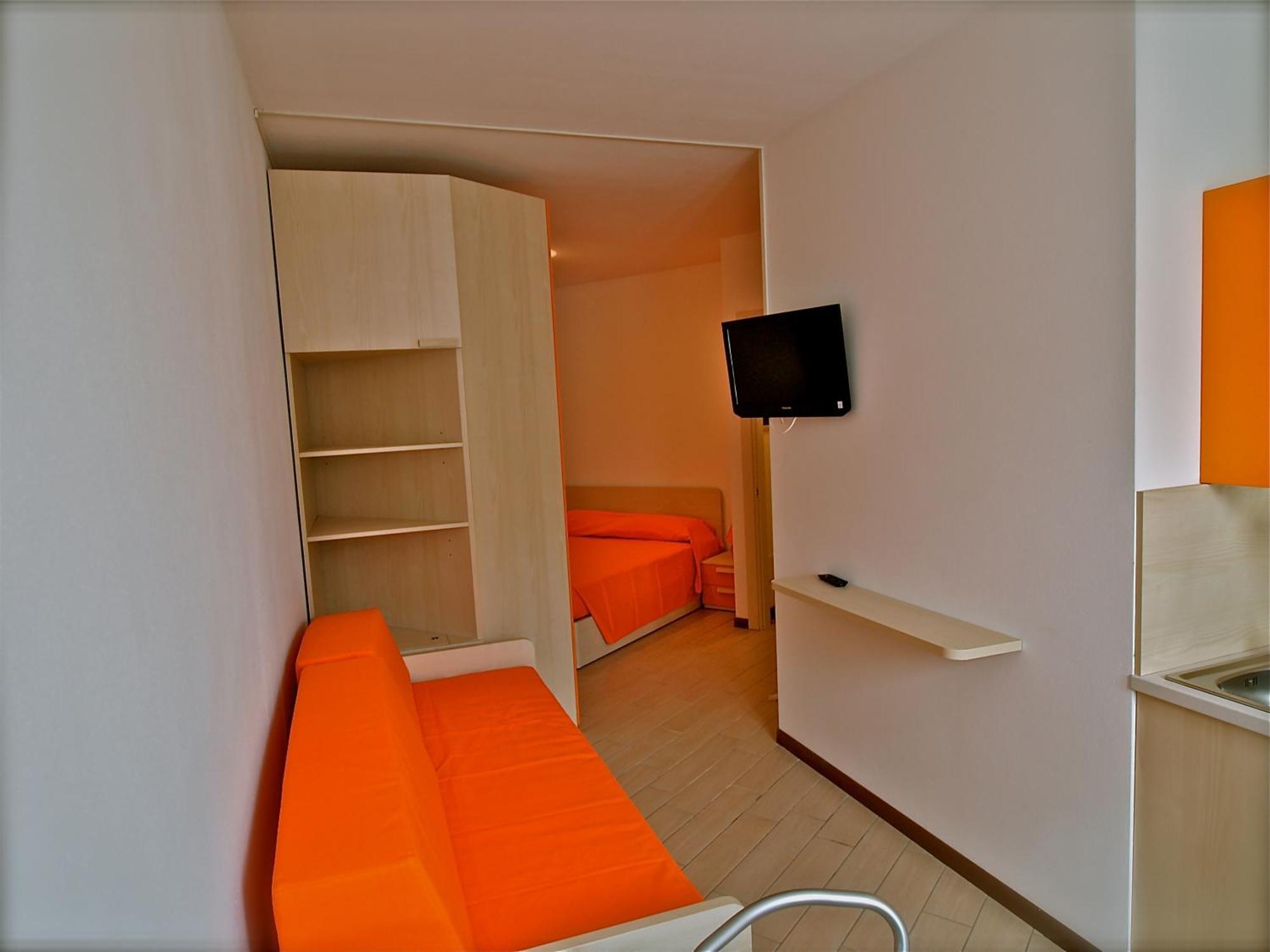 Aparthotel Posta Argegno