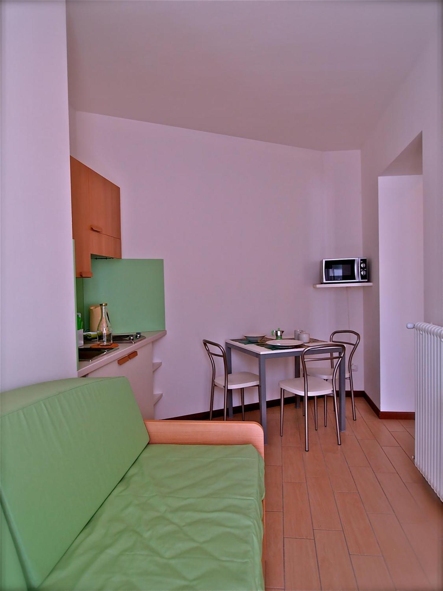 Aparthotel Posta Argegno