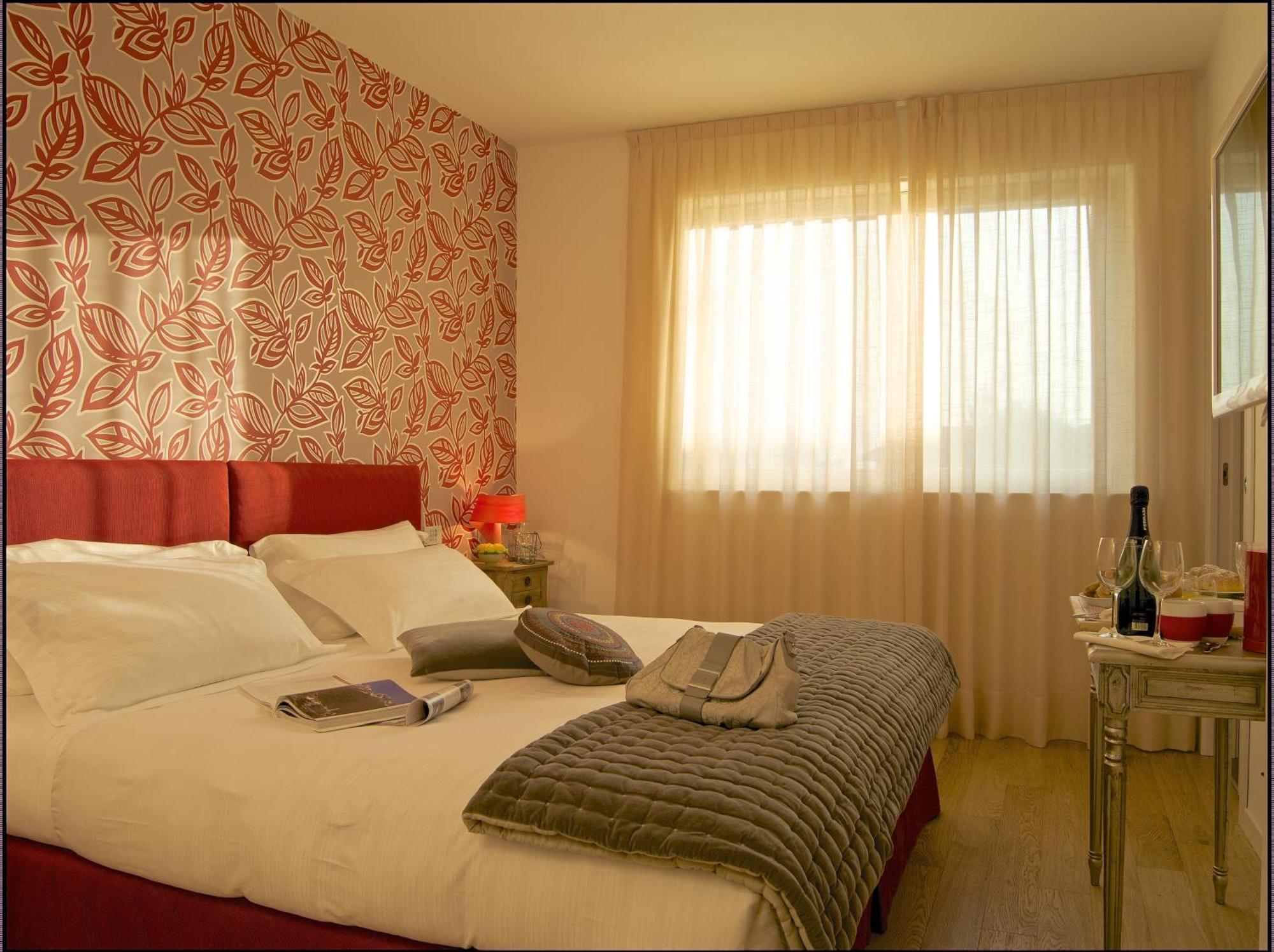 Spluga Sosta & Hotel 4*