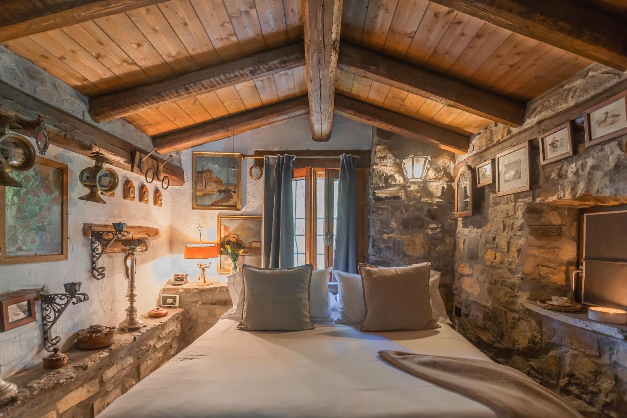 Villa The Writer's Nest Waterfront By Rent Faggeto Lario