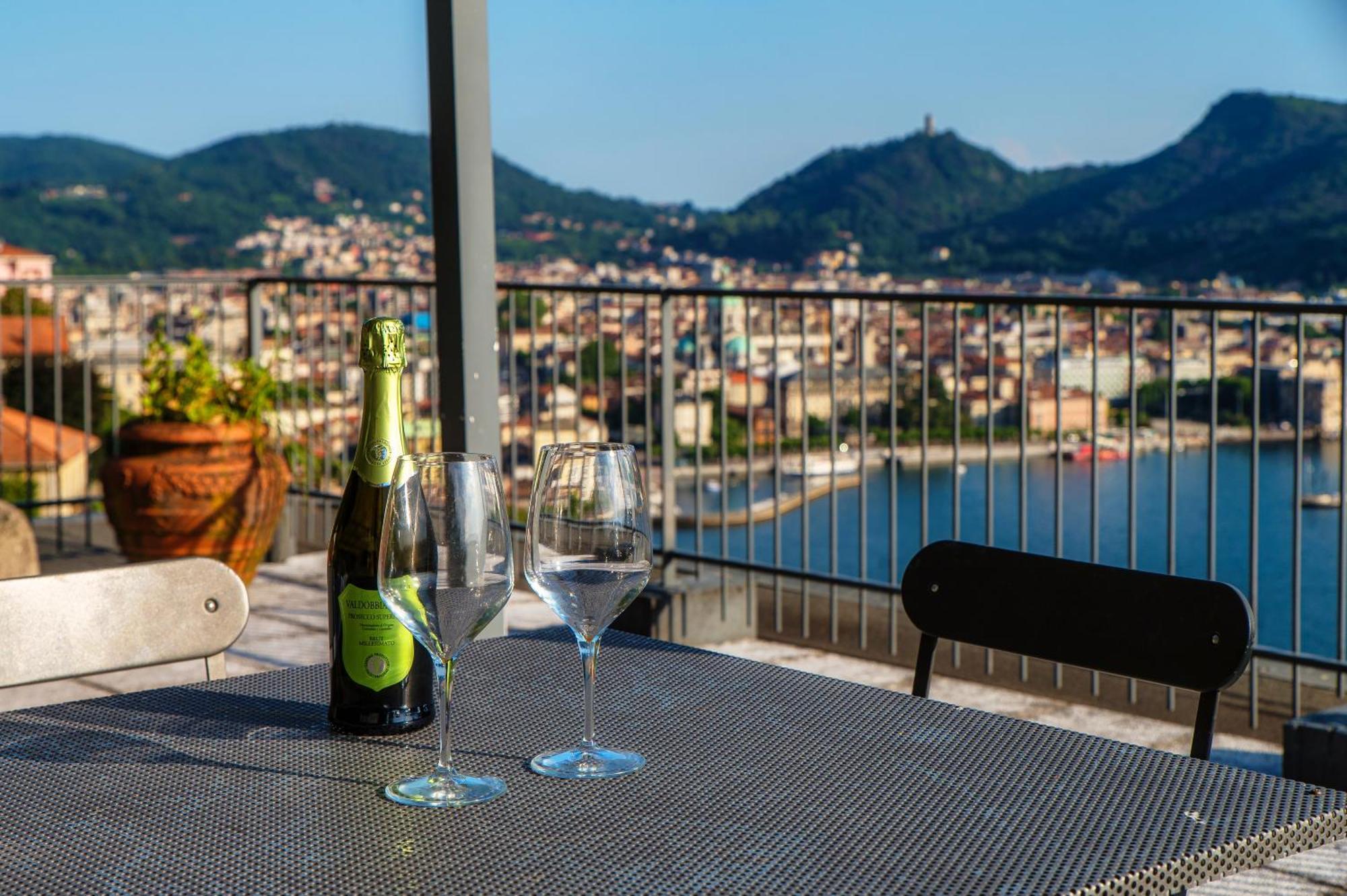 Unbelievable View - The House Of Travelers Como