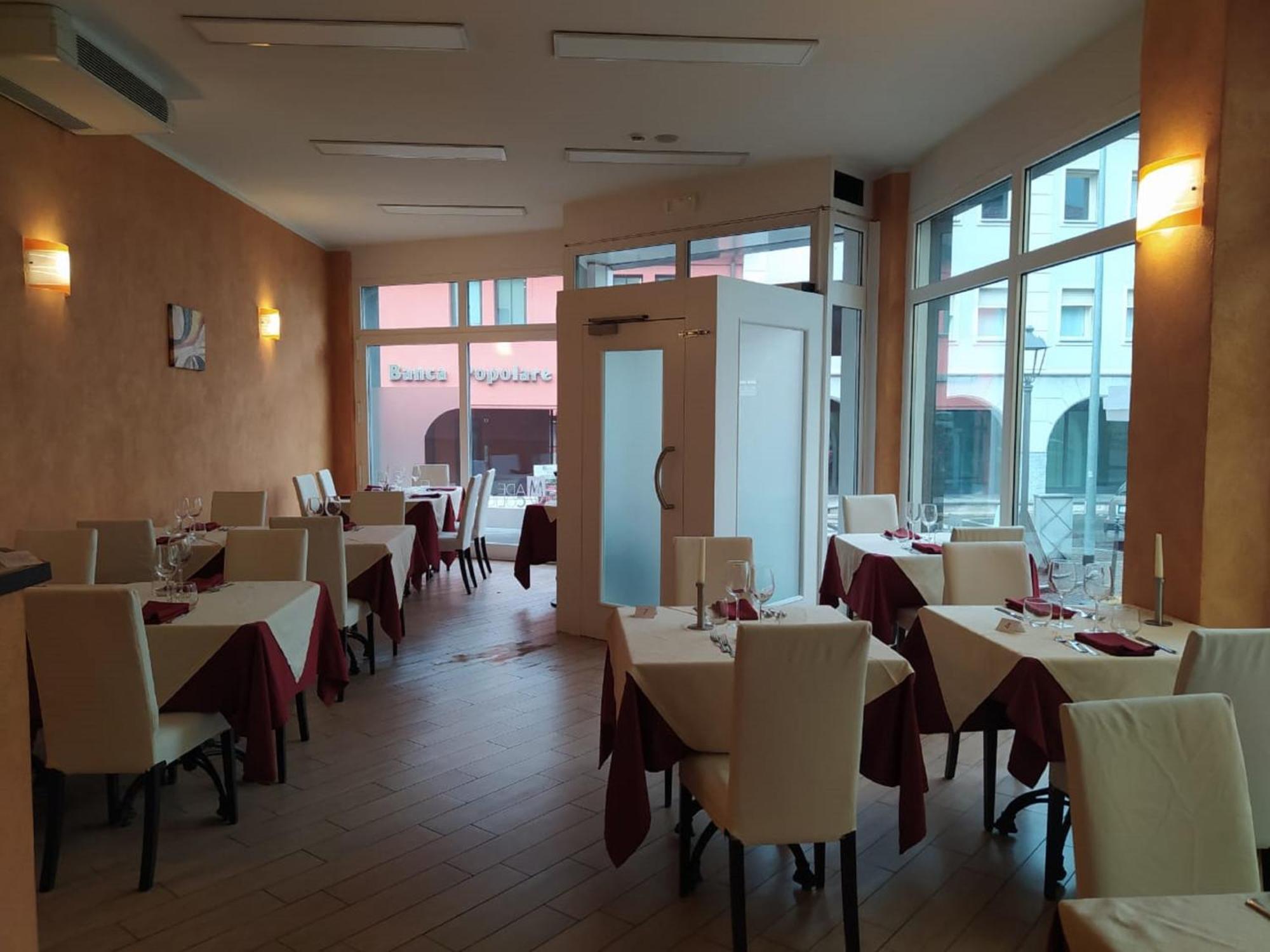 Hotel Di 4*