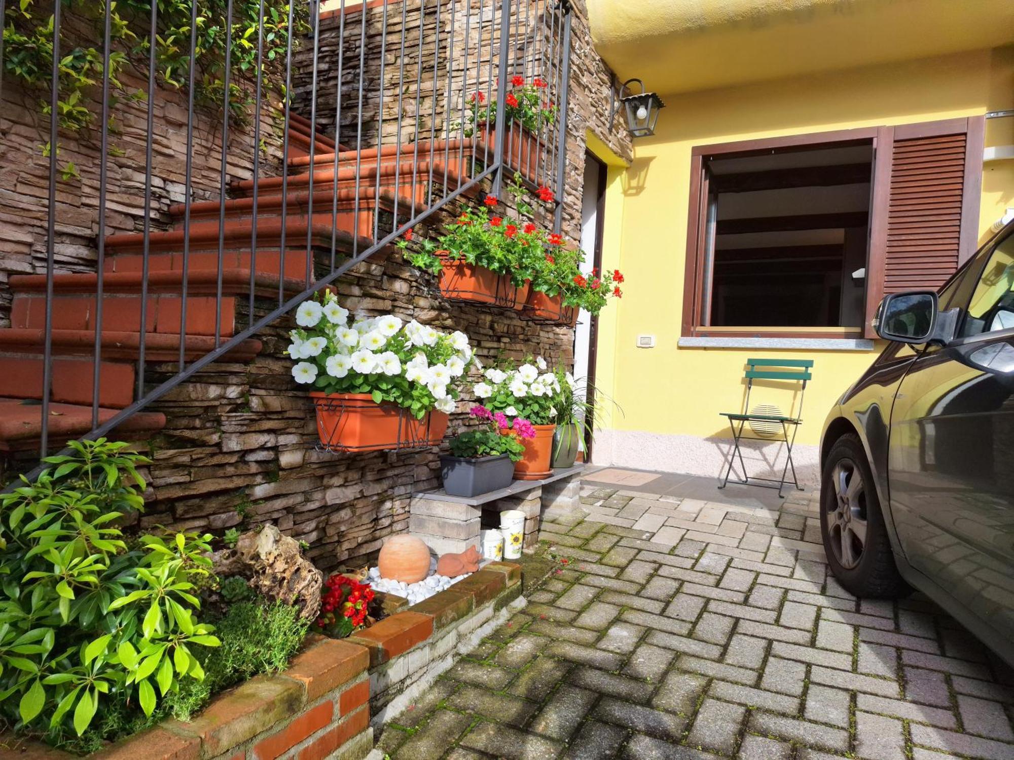 Relais Garden Lecco Bed & Breakfast Valmadrera