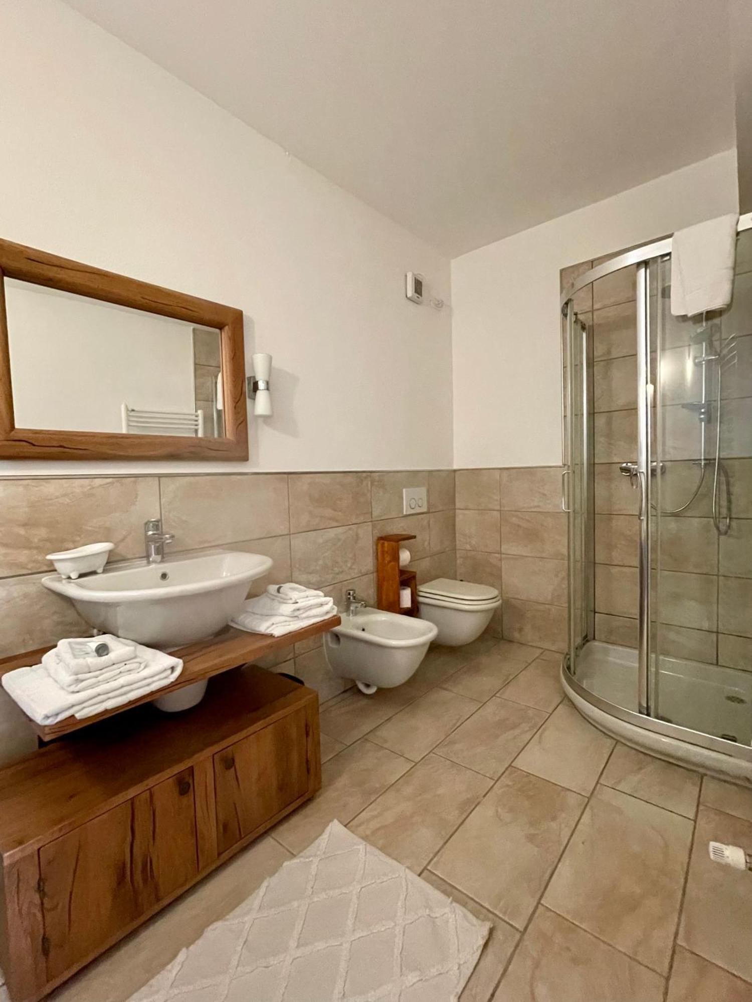 La Selvaggia Farm stay Mandello del Lario
