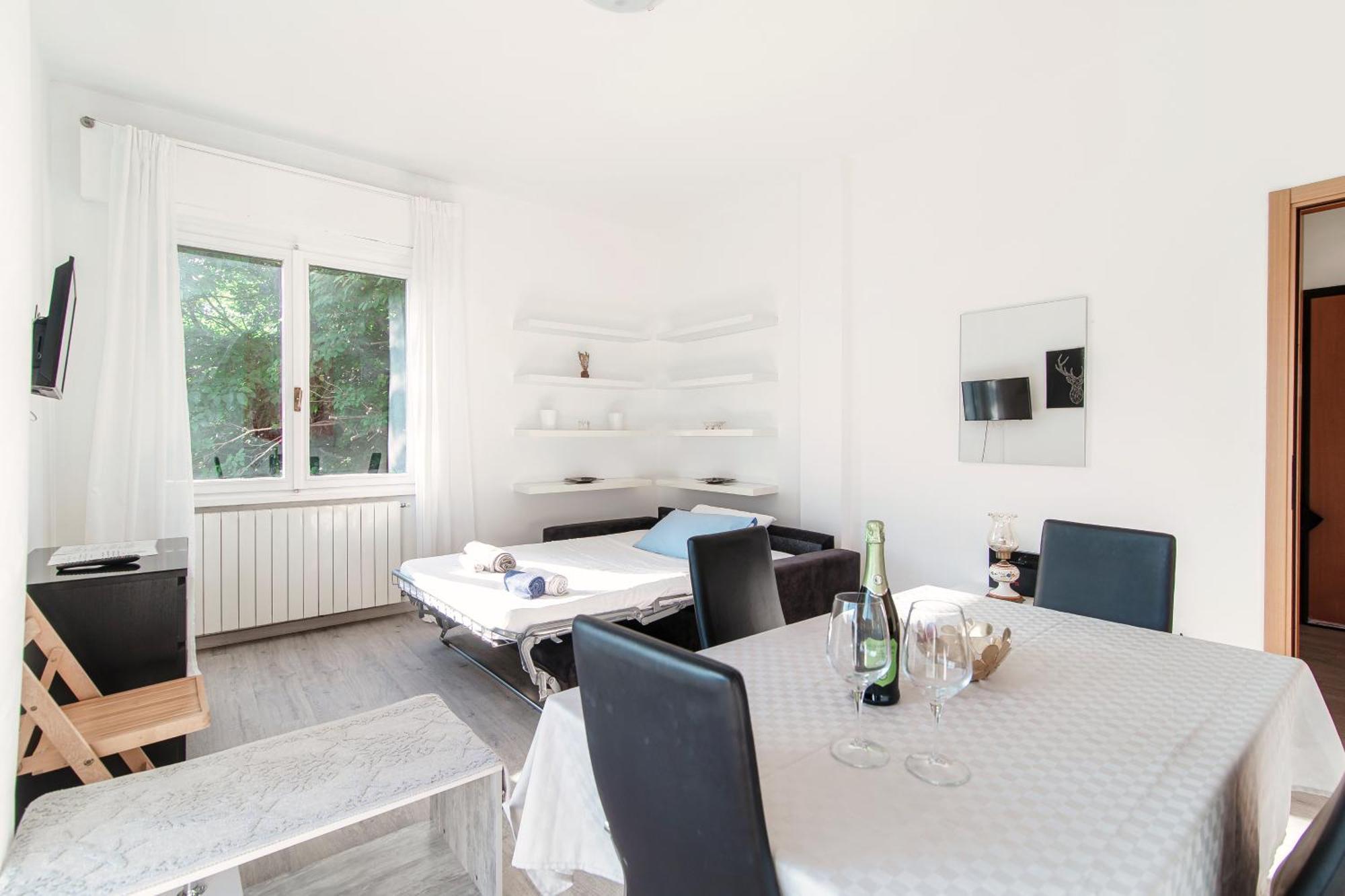 Window Flat - The House Of Travelers Como