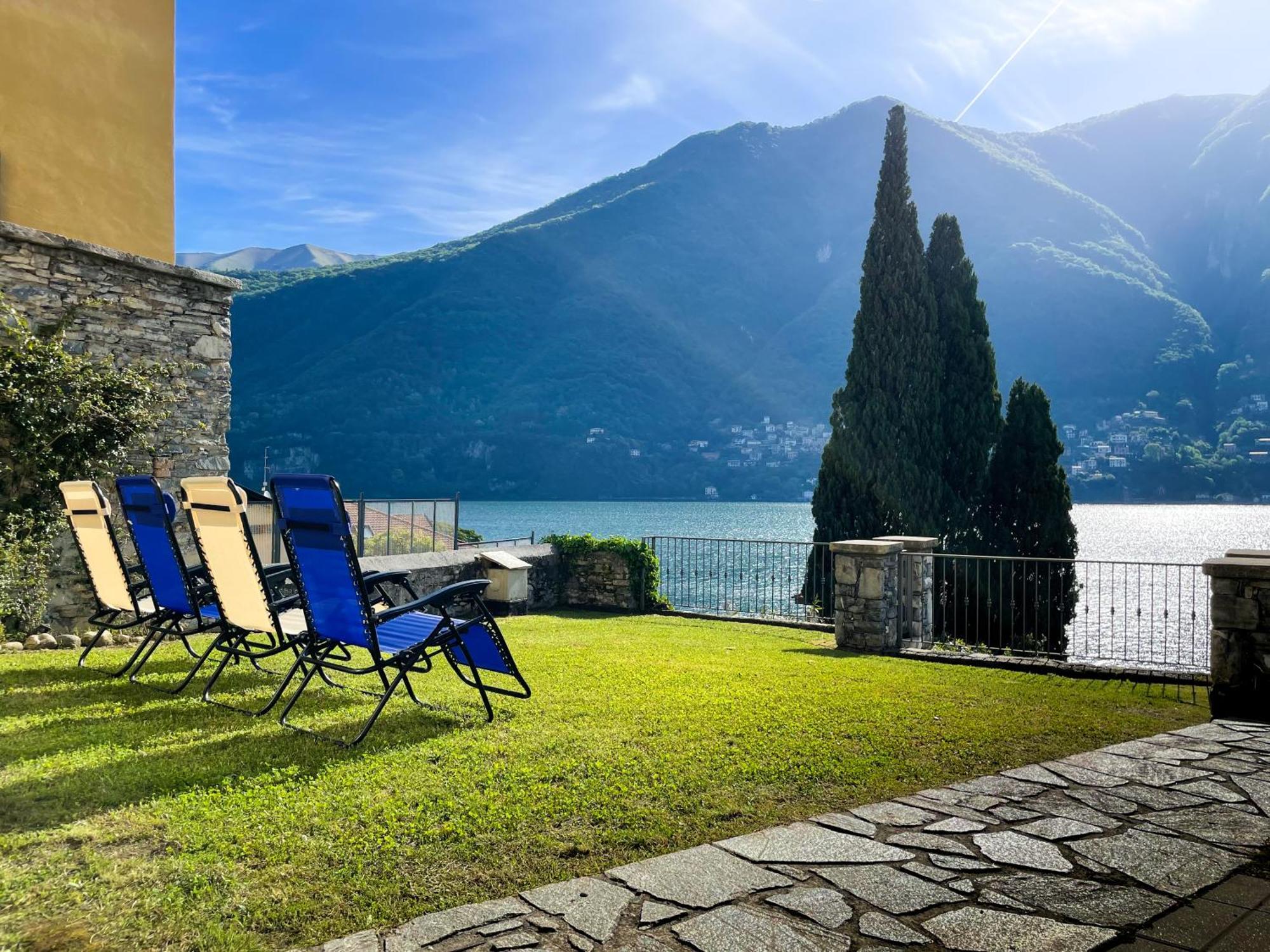 Luminosa - Private Parking, Garden * Laglio