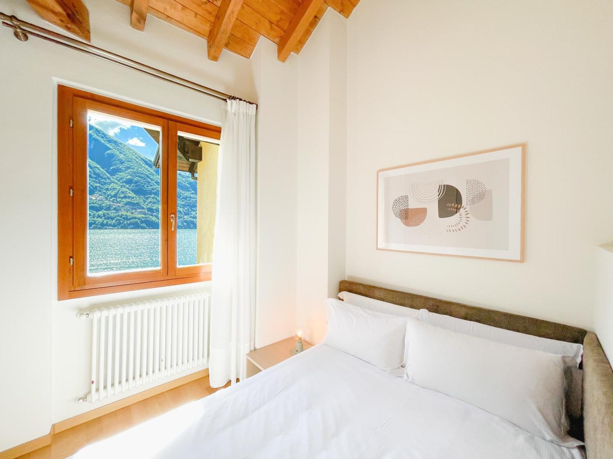 Luminosa - Private Parking, Garden Holiday home *