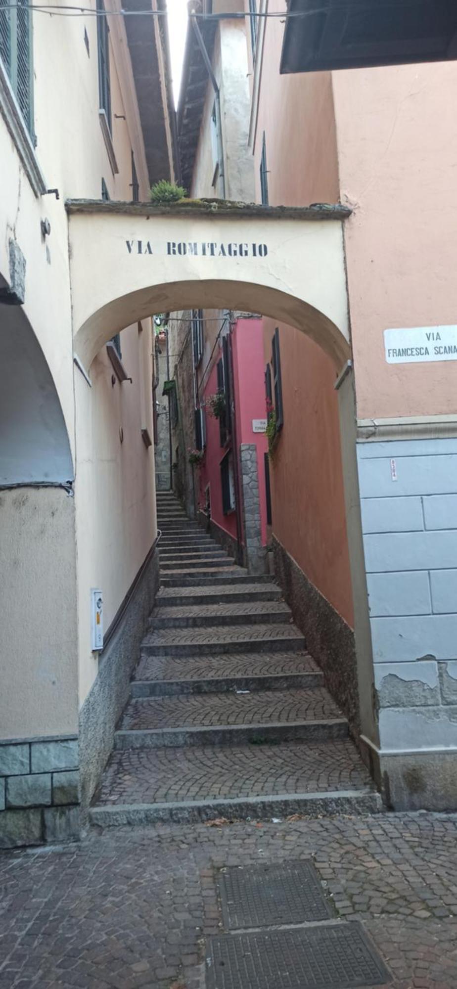 Casa Regina Dongo