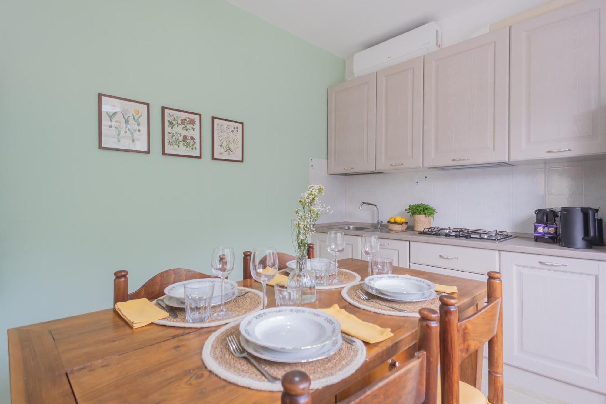 La Quiete With Private Garden By Rent Laglio