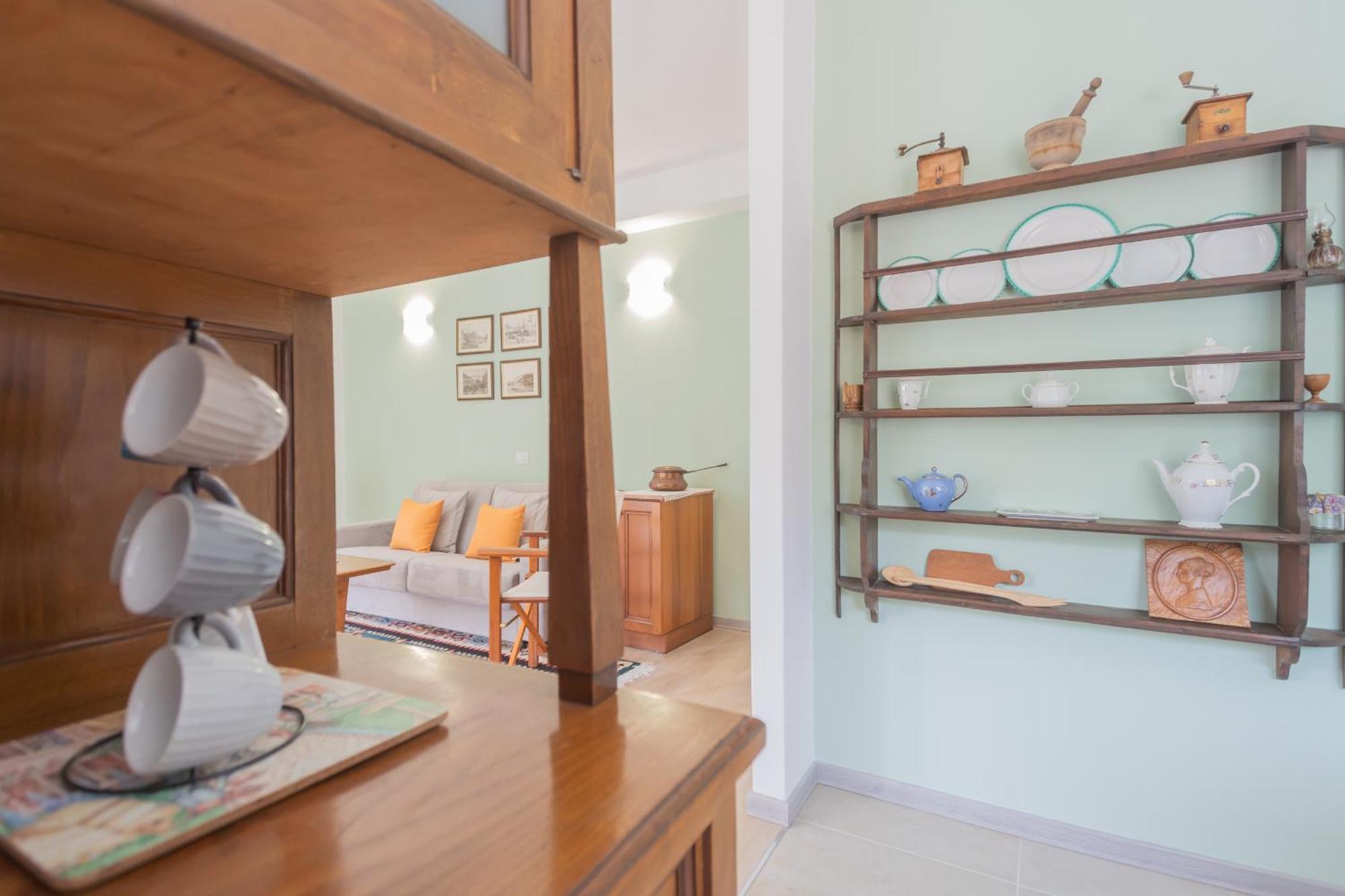 La Quiete With Private Garden By Rent