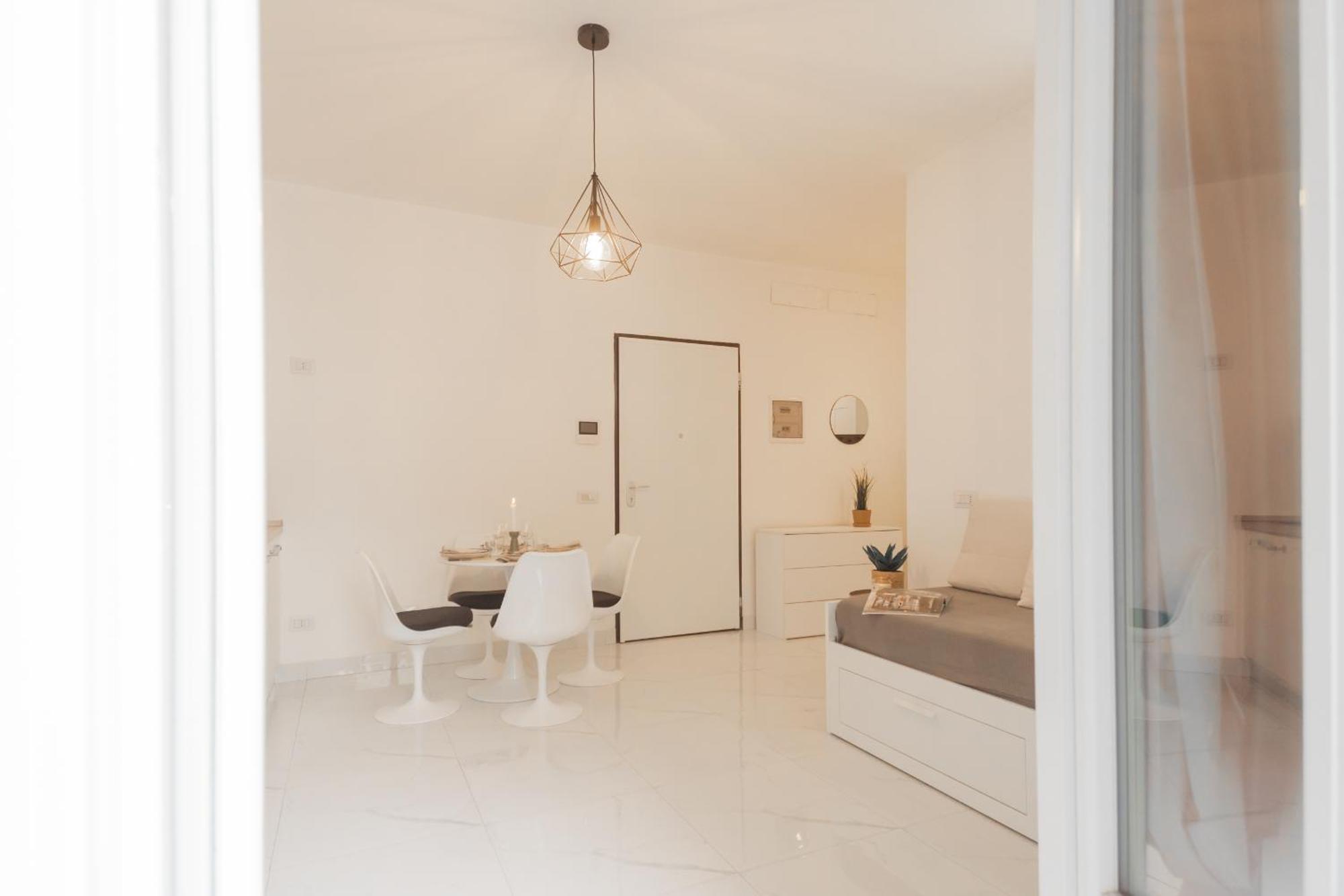 Luce By Rent *
