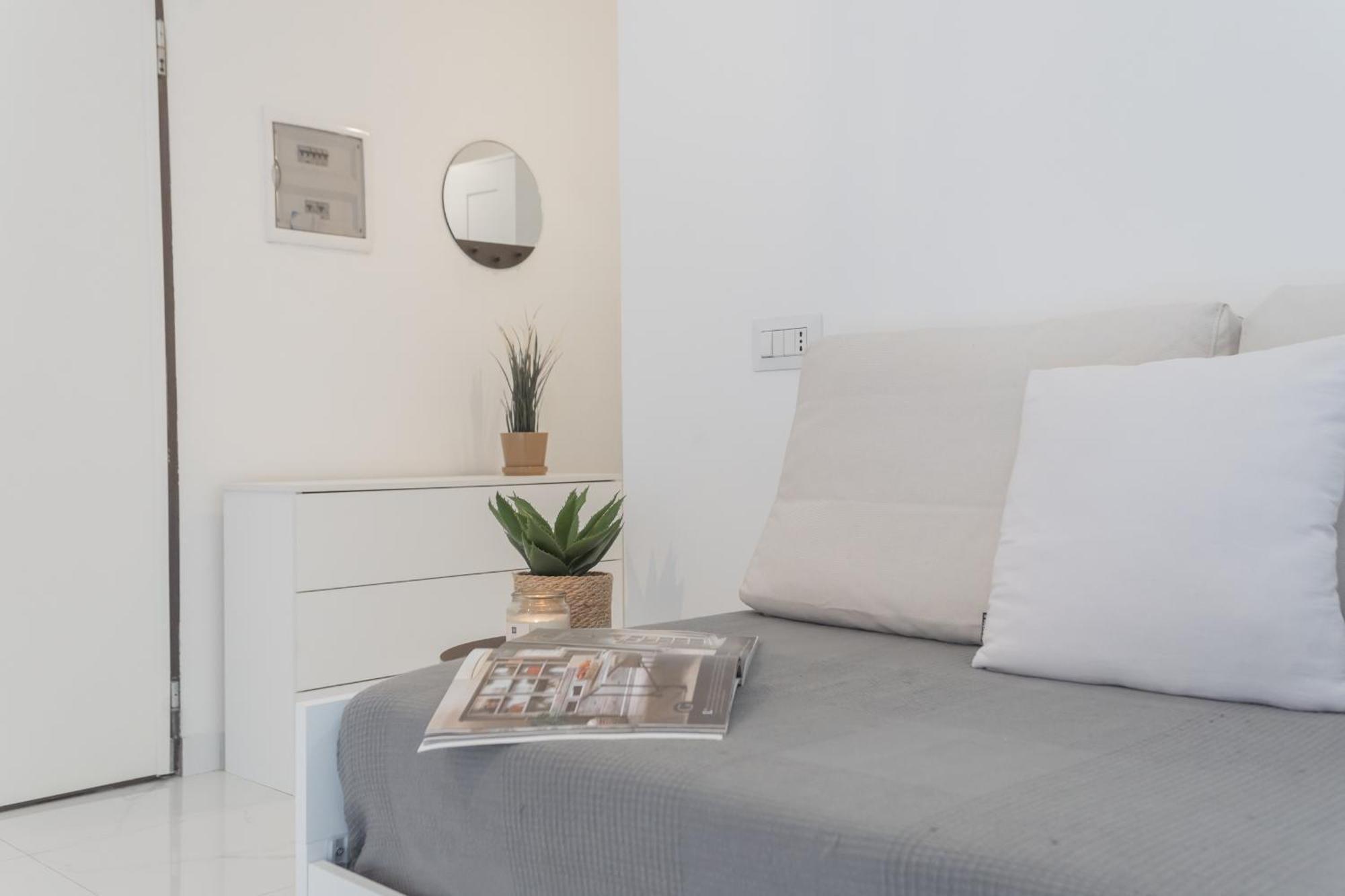 Apartment Luce By Rent Como