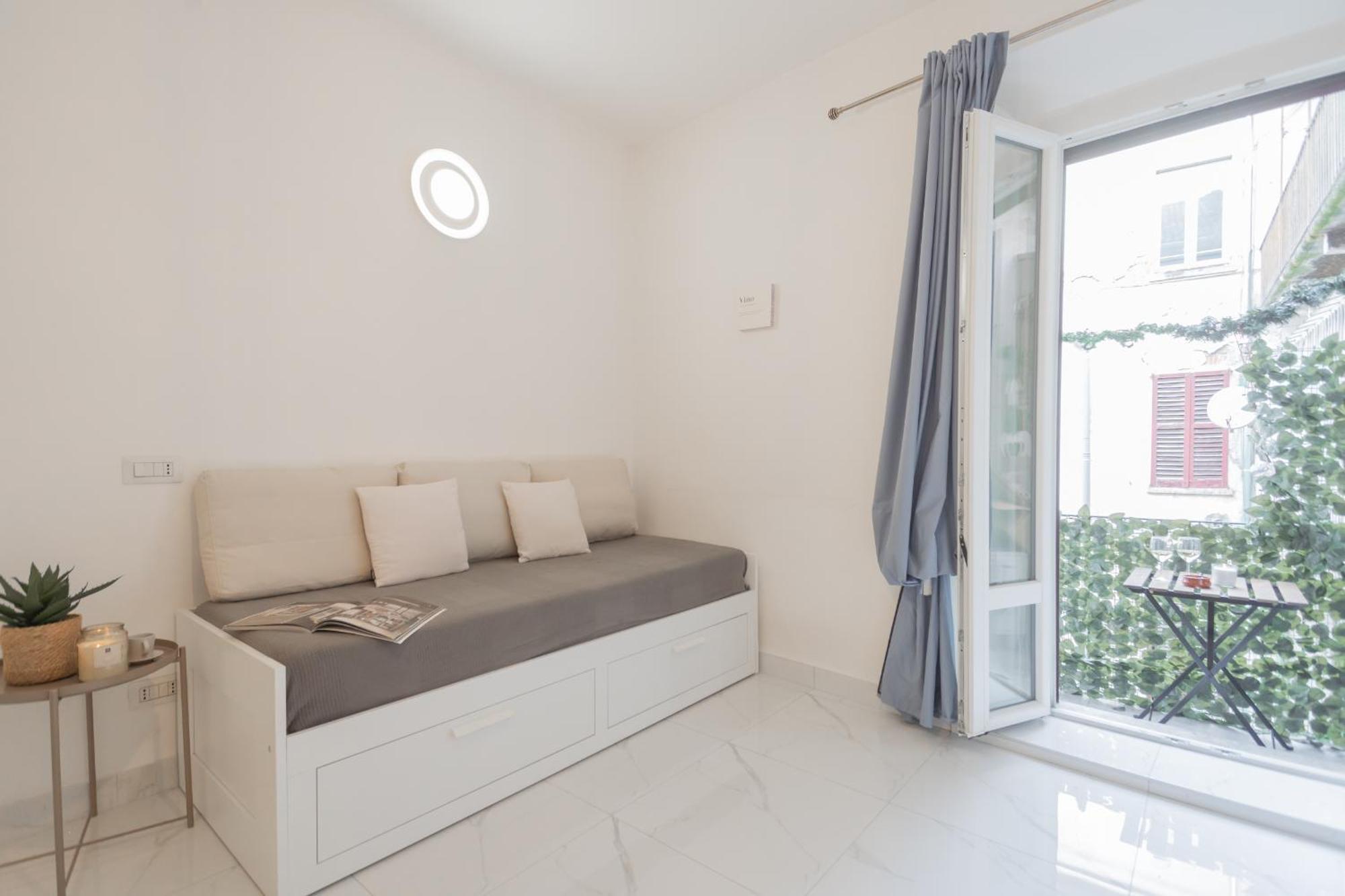 Luce By Rent Apartment