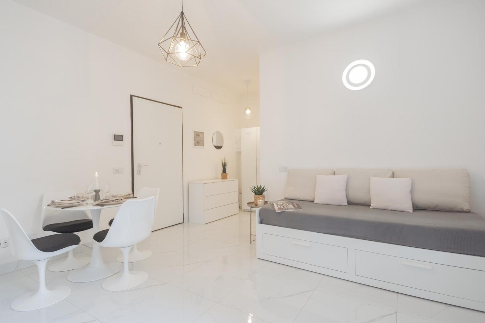 Luce By Rent Apartment
