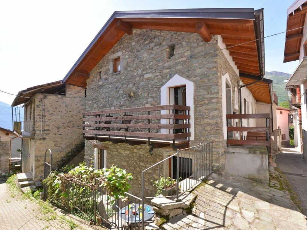 Casa Antica1801 Comfortable Holiday home Stazzona