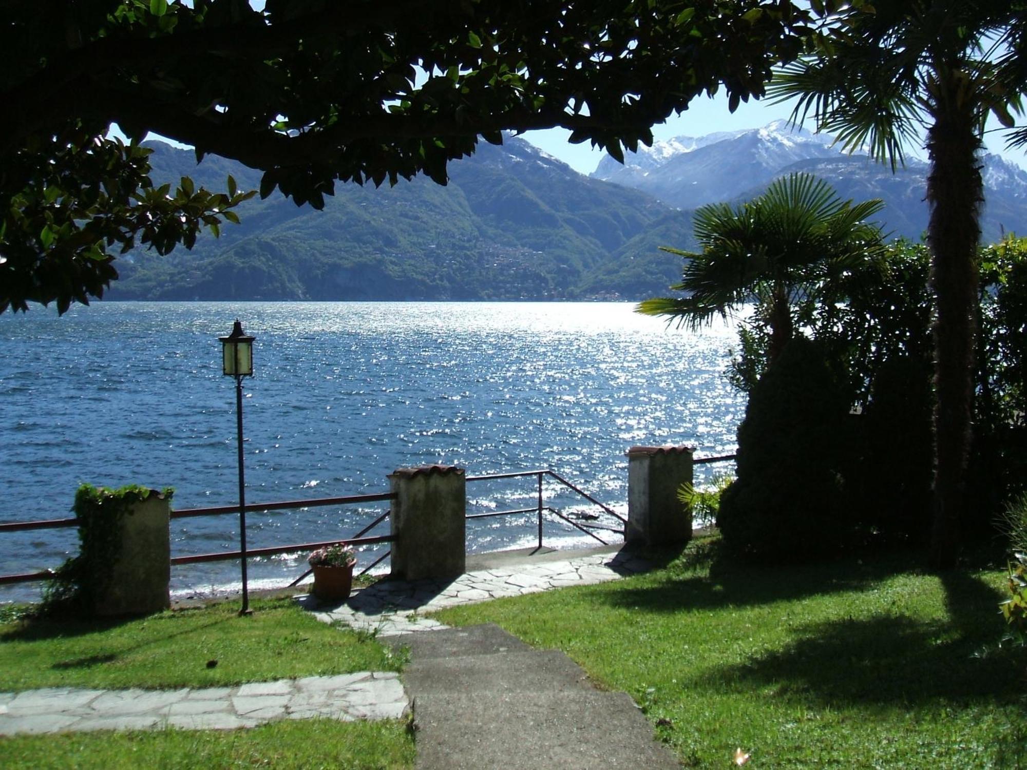 Guest house Garden 2 *