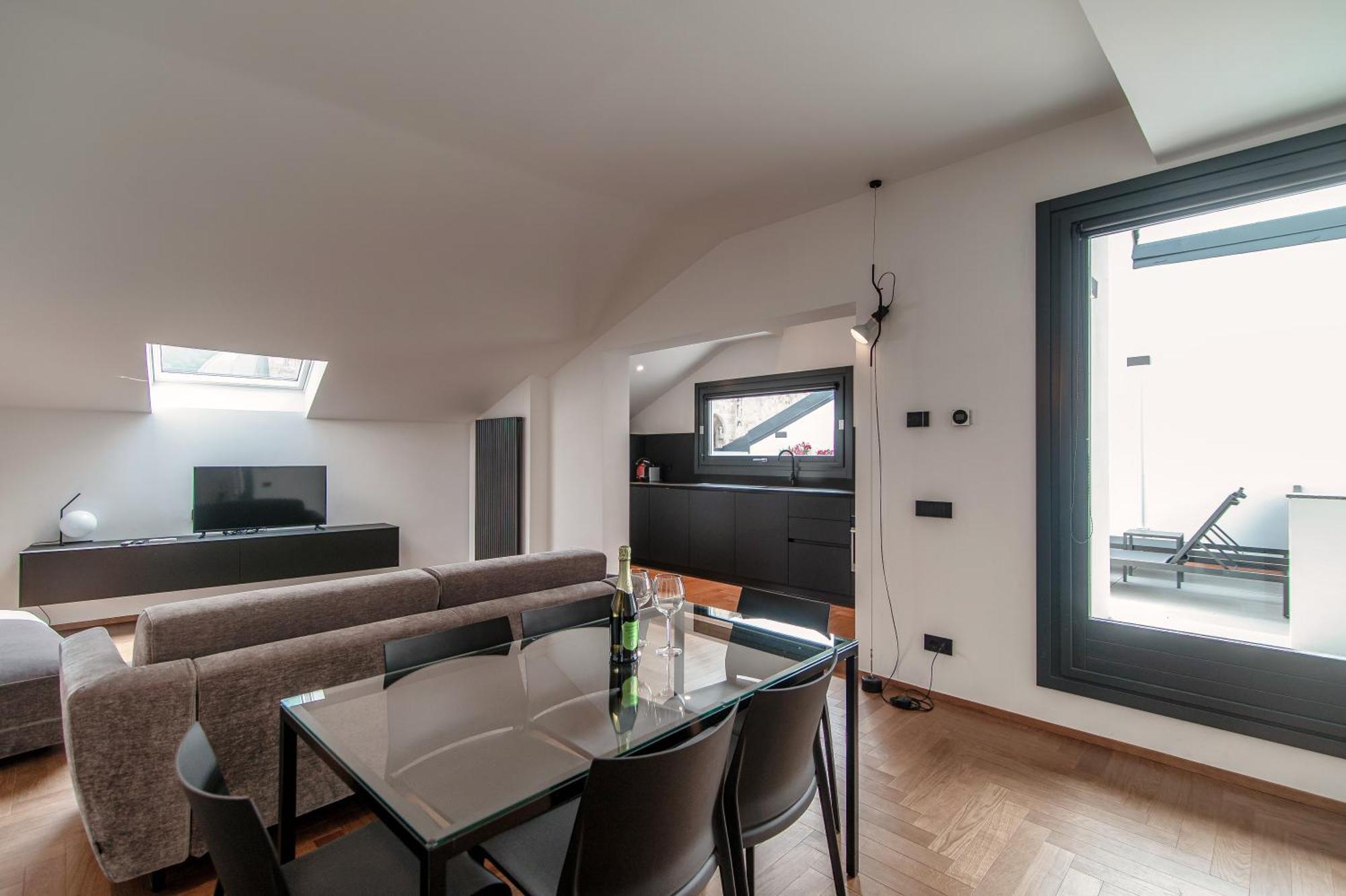 Dome's Magic - The House Of Travelers Apartment Como
