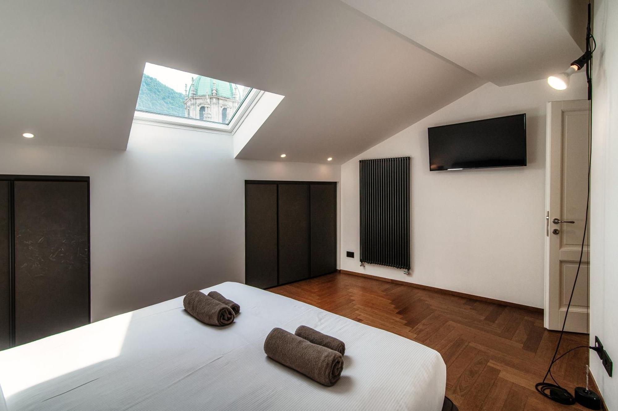 Dome's Magic - The House Of Travelers Como