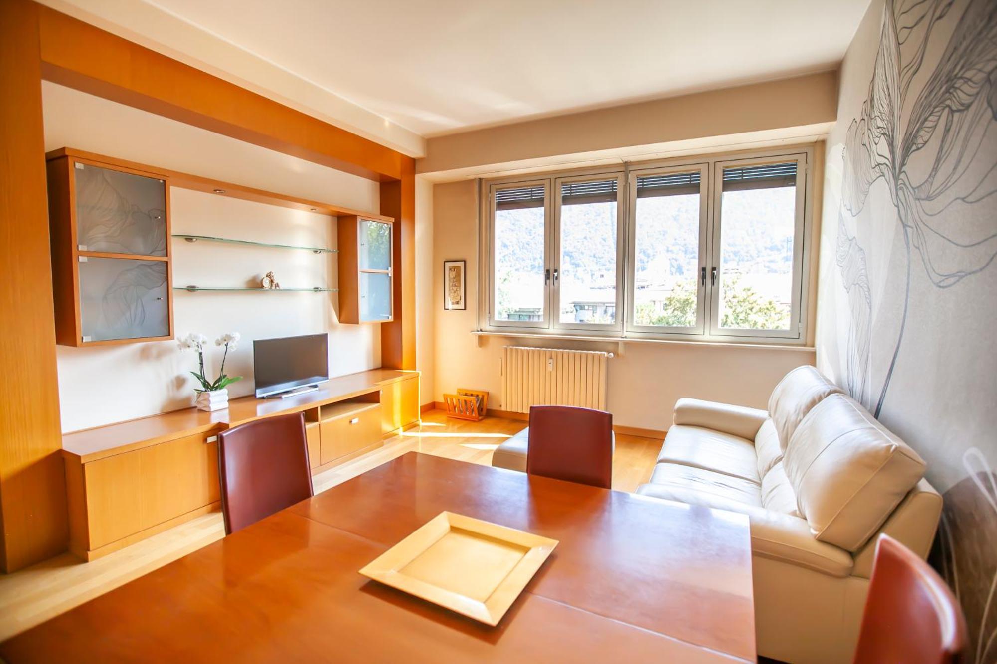 Skyline Apartment Como