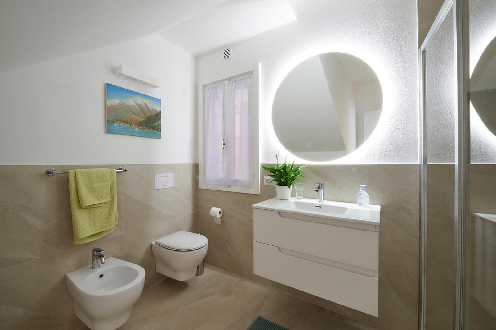 Sisters' House Apartment Varenna