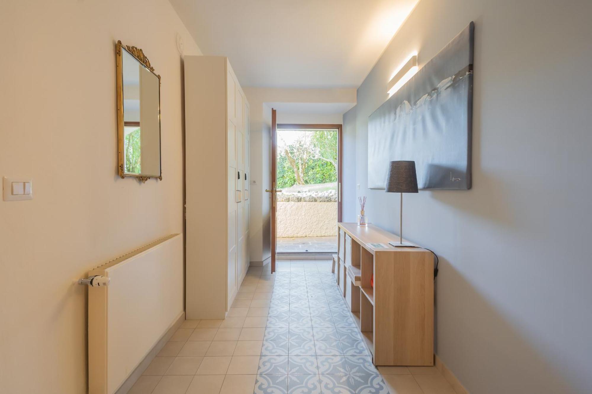 Ida - Private Gym & - By Rent Villa