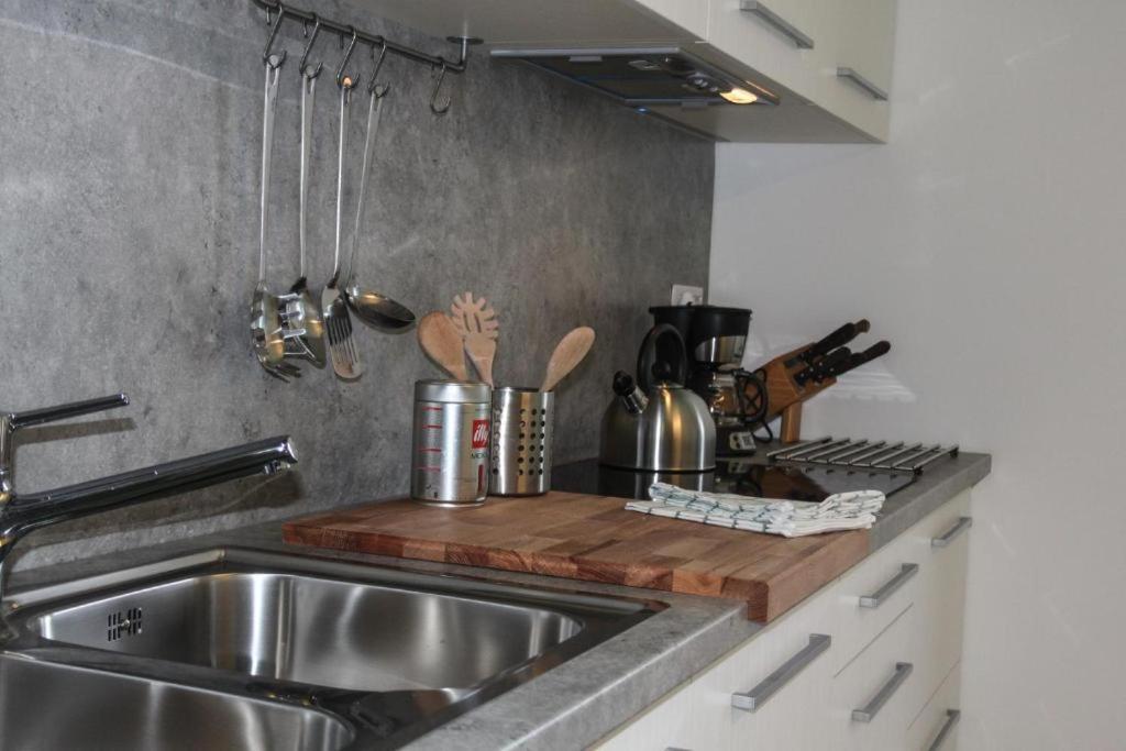 Apartment My Holiday - Casa Adele - Glicine *
