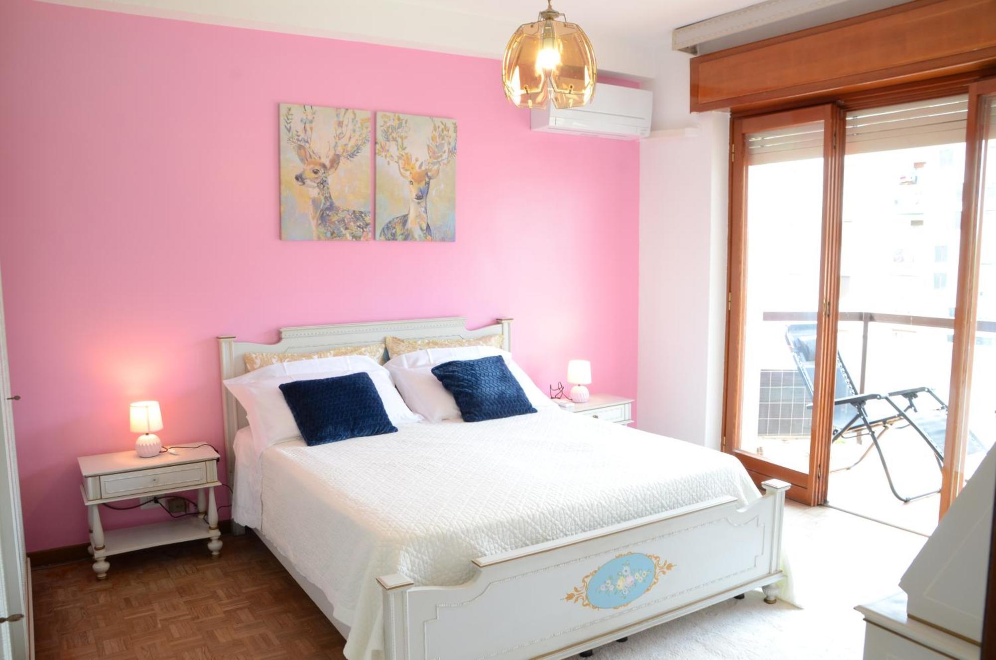 Big Romantic Lake View & Terrace Apartment Lecco
