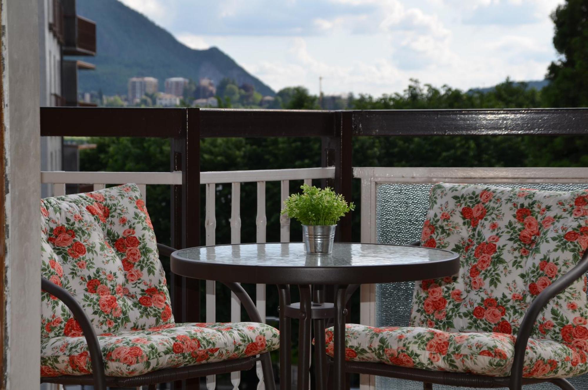 Apartment Big Romantic Lake View & Terrace Lecco