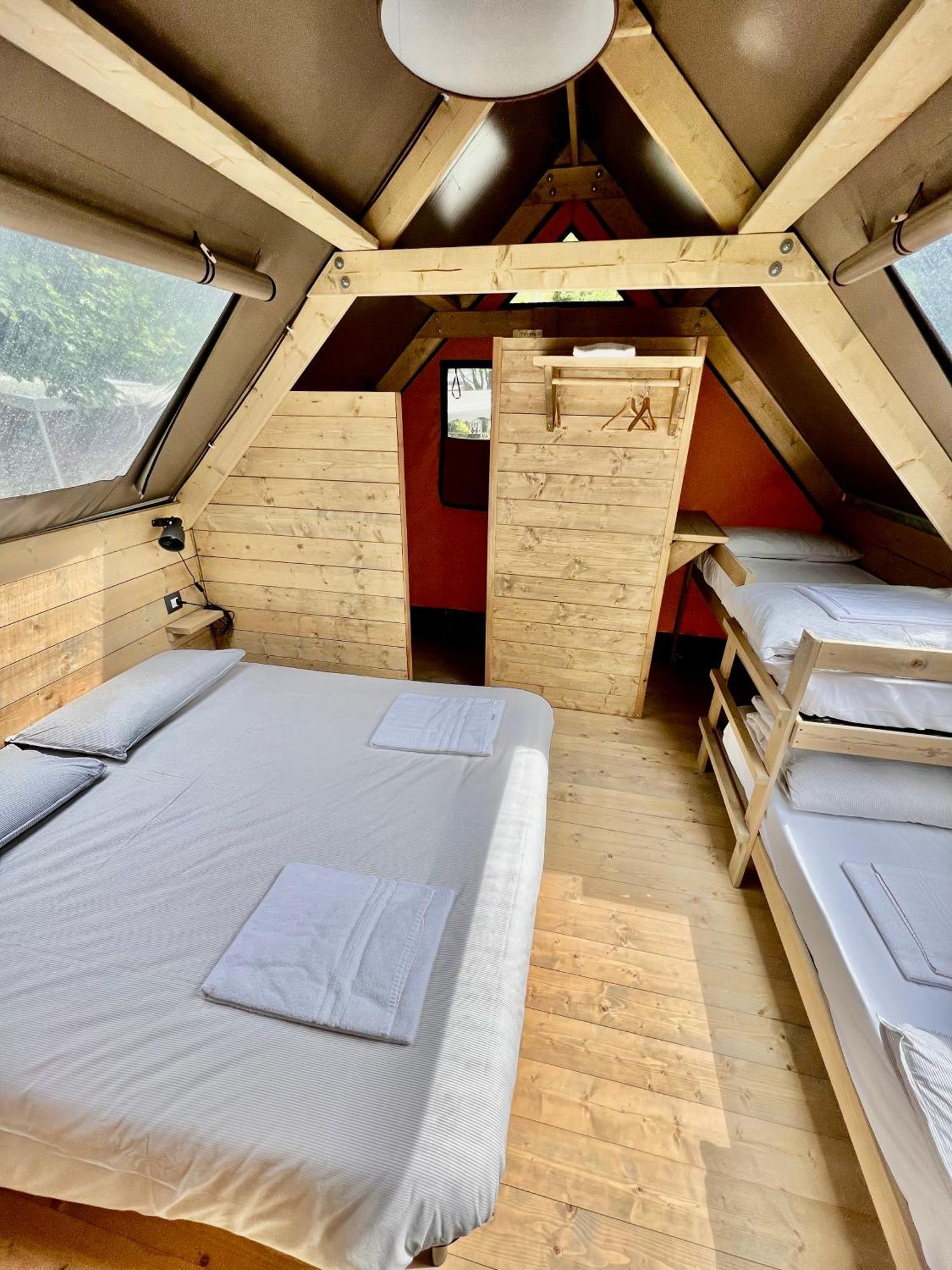 Glamping Rivabella Luxury tent Lecco