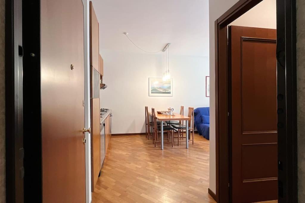 Apartment La Piazzetta - Affitti Brevi Italia Lecco