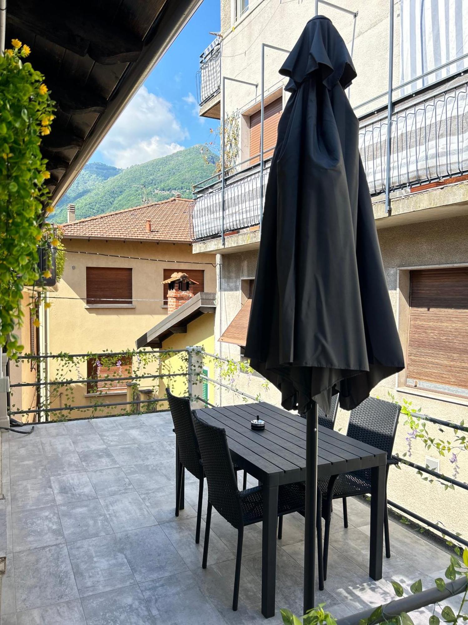 Timco With Big Terrace, Partial View And Air-conditioner Torno