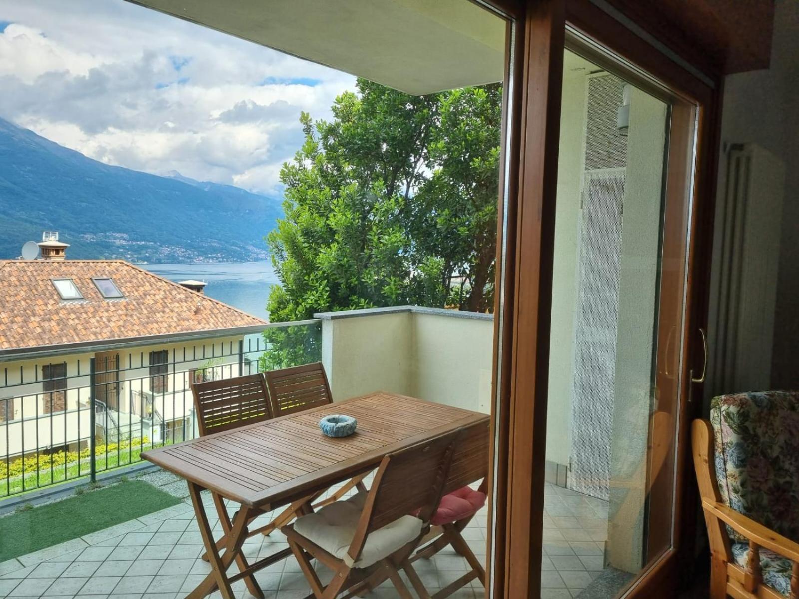 Apartment With Garden And Terrace Beautiful View Bellano