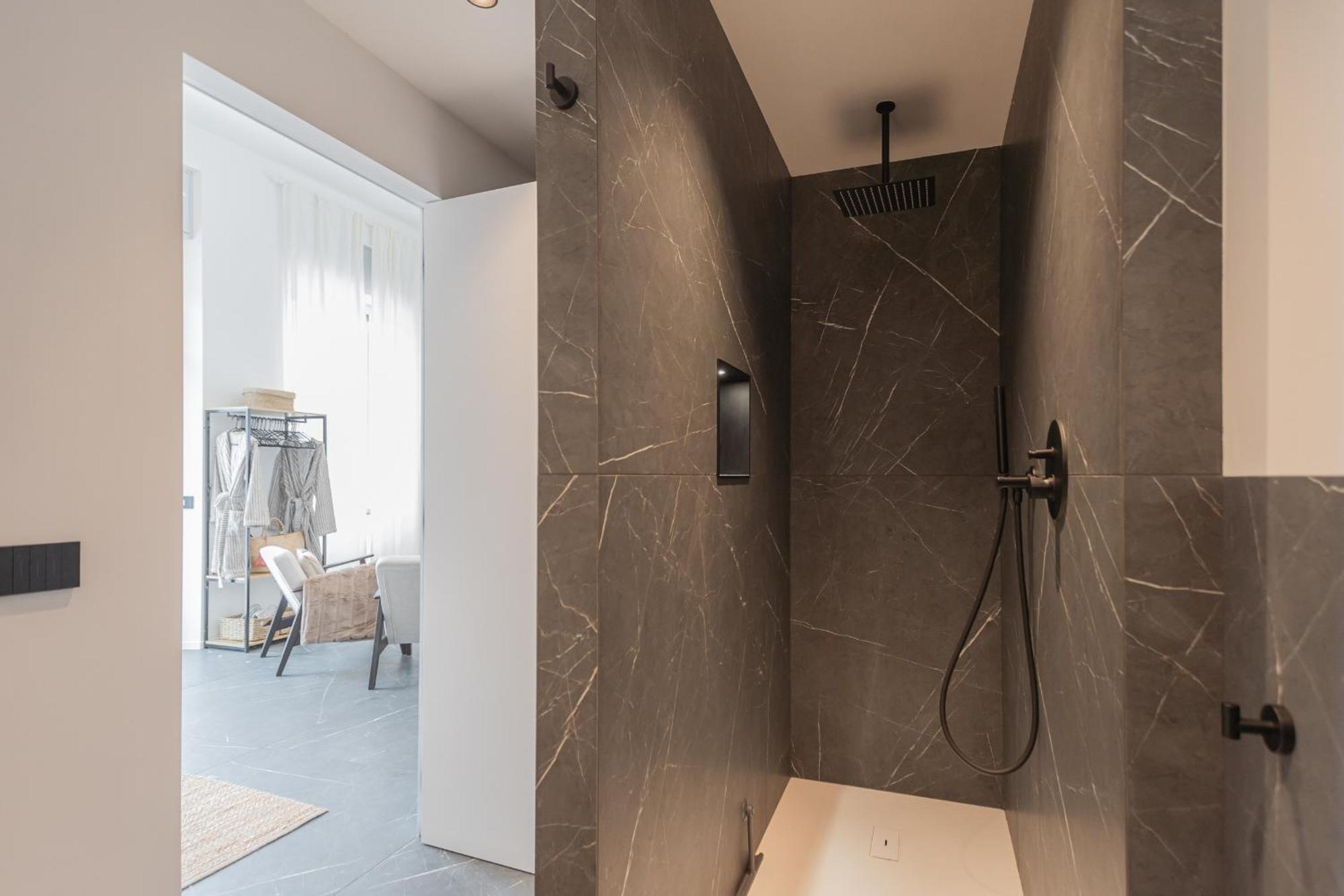 Piccola Lotus By Rent Apartment *