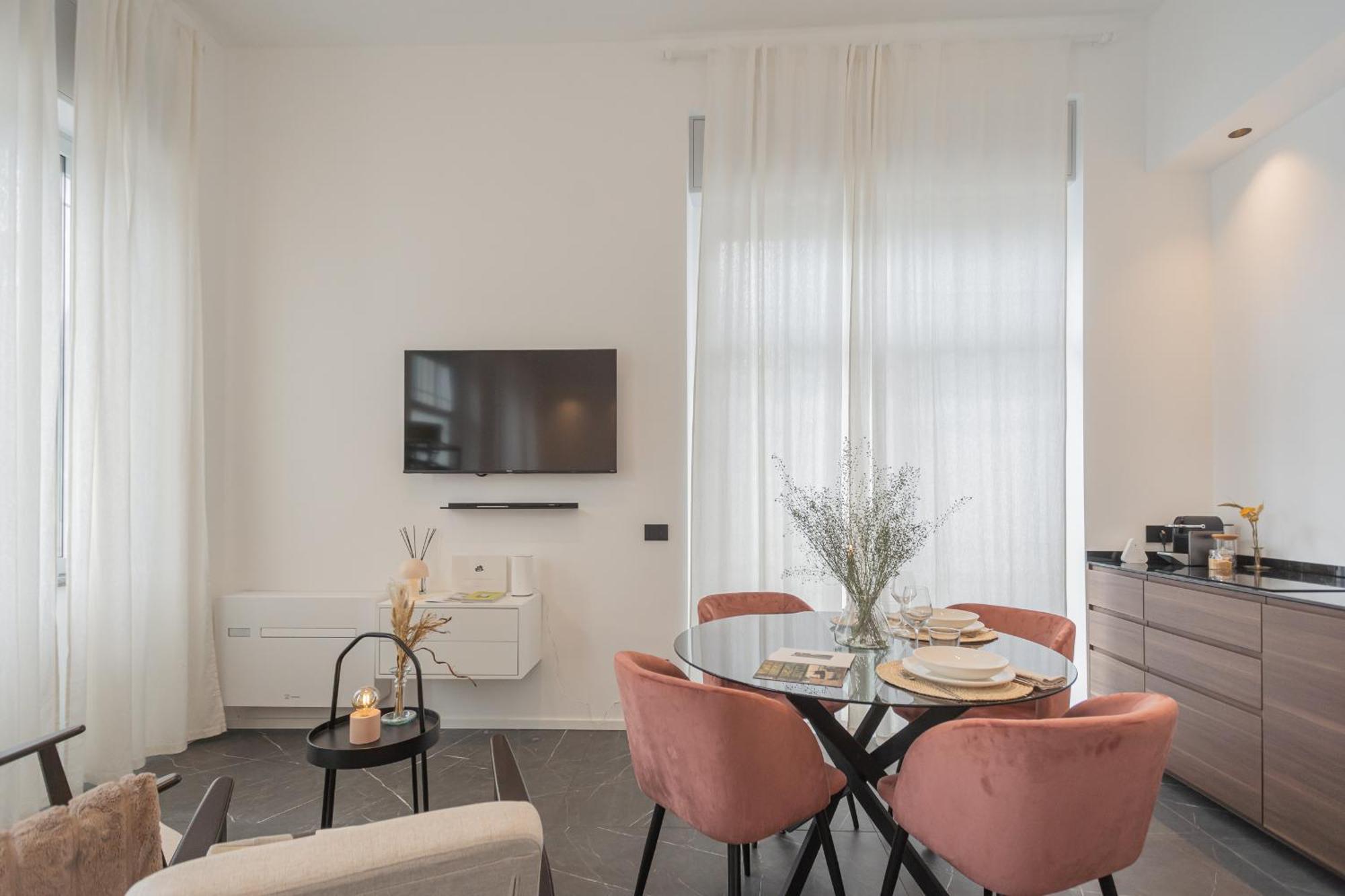 Piccola Lotus By Rent Apartment Carate Urio