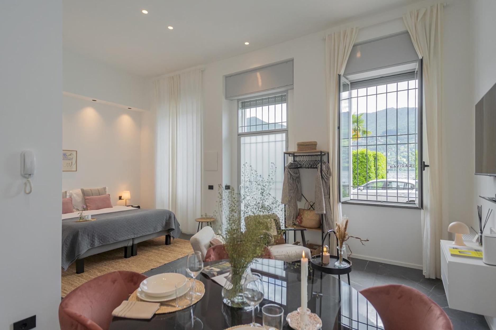 Piccola Lotus By Rent Apartment