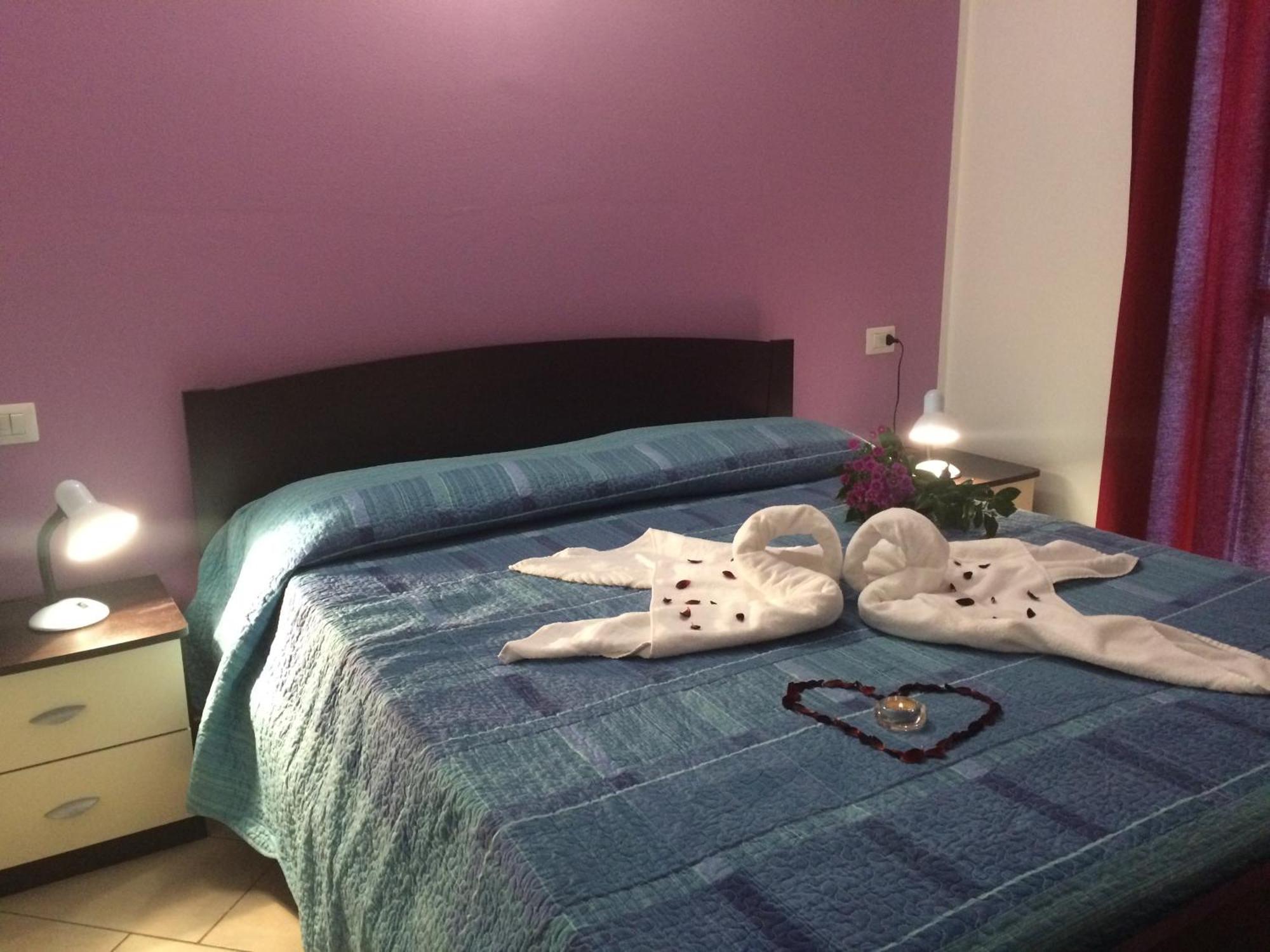 Apartment Le Azalee & Vercana