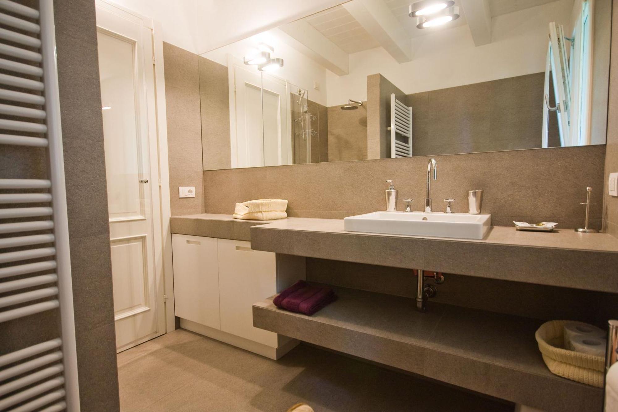 Aparthotel Castello Di Vezio