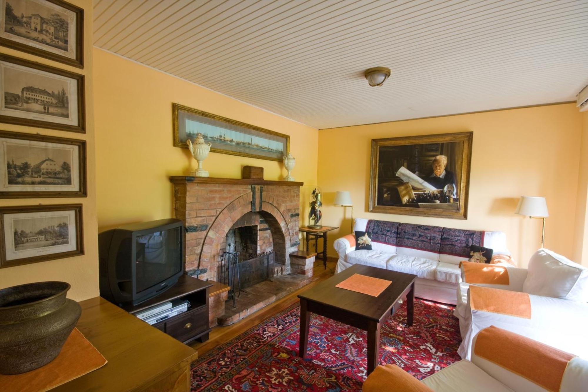 Castello Di Vezio Aparthotel