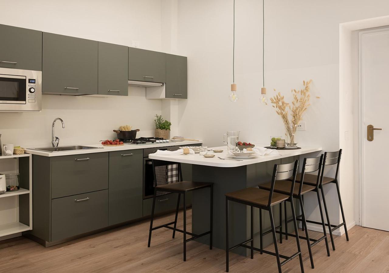 Exclusive - Center - - Near Station Como