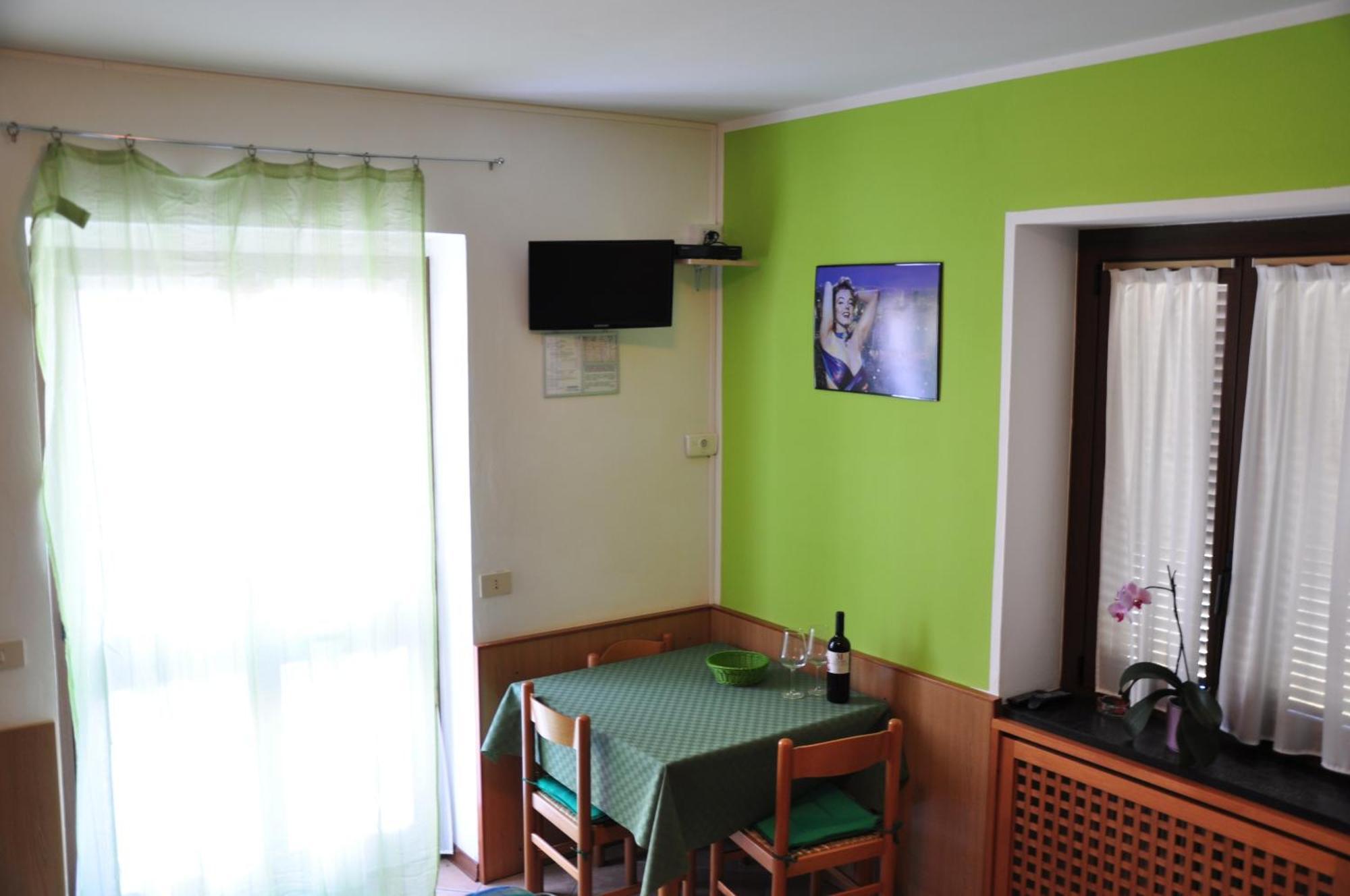 Apartment North Wind Camping & Domaso