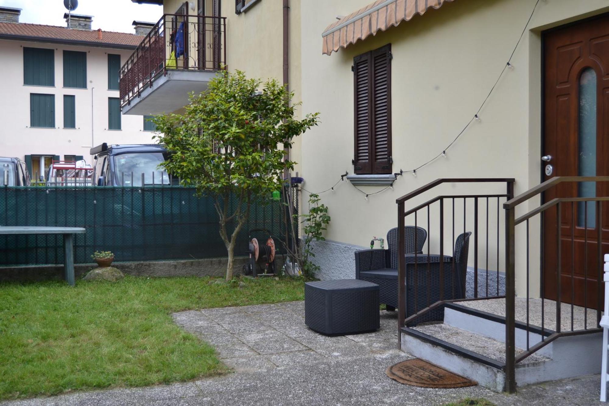 La Rosa E La Spina - E Relax Holiday home Dervio