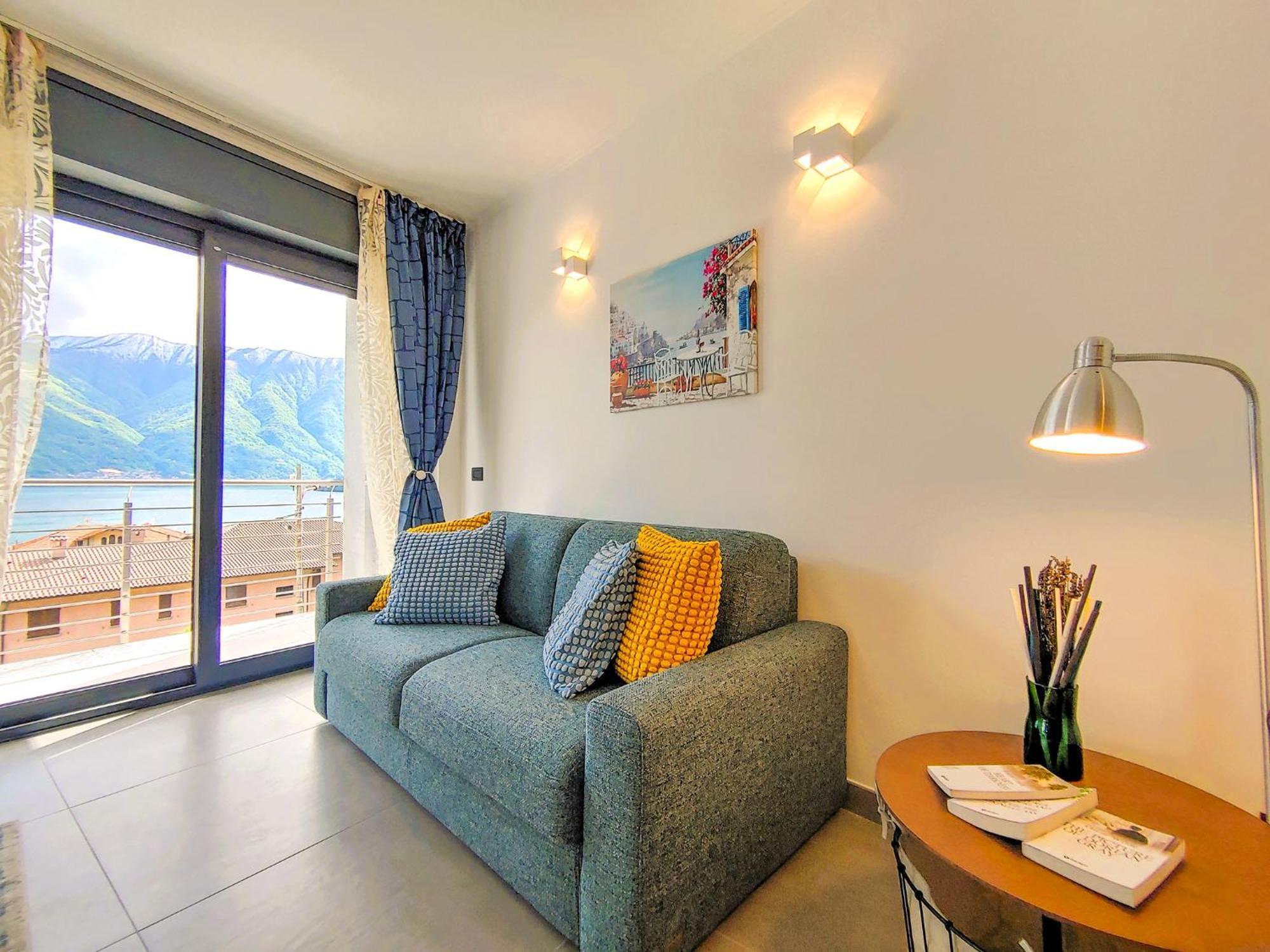 Ely Apartment Mezzegra