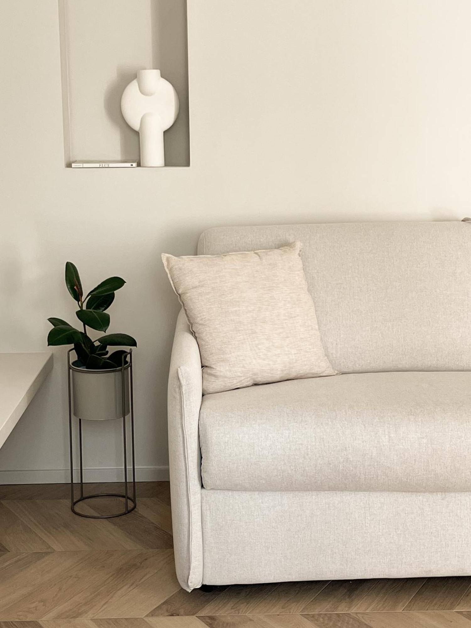 Apartment Sweet *