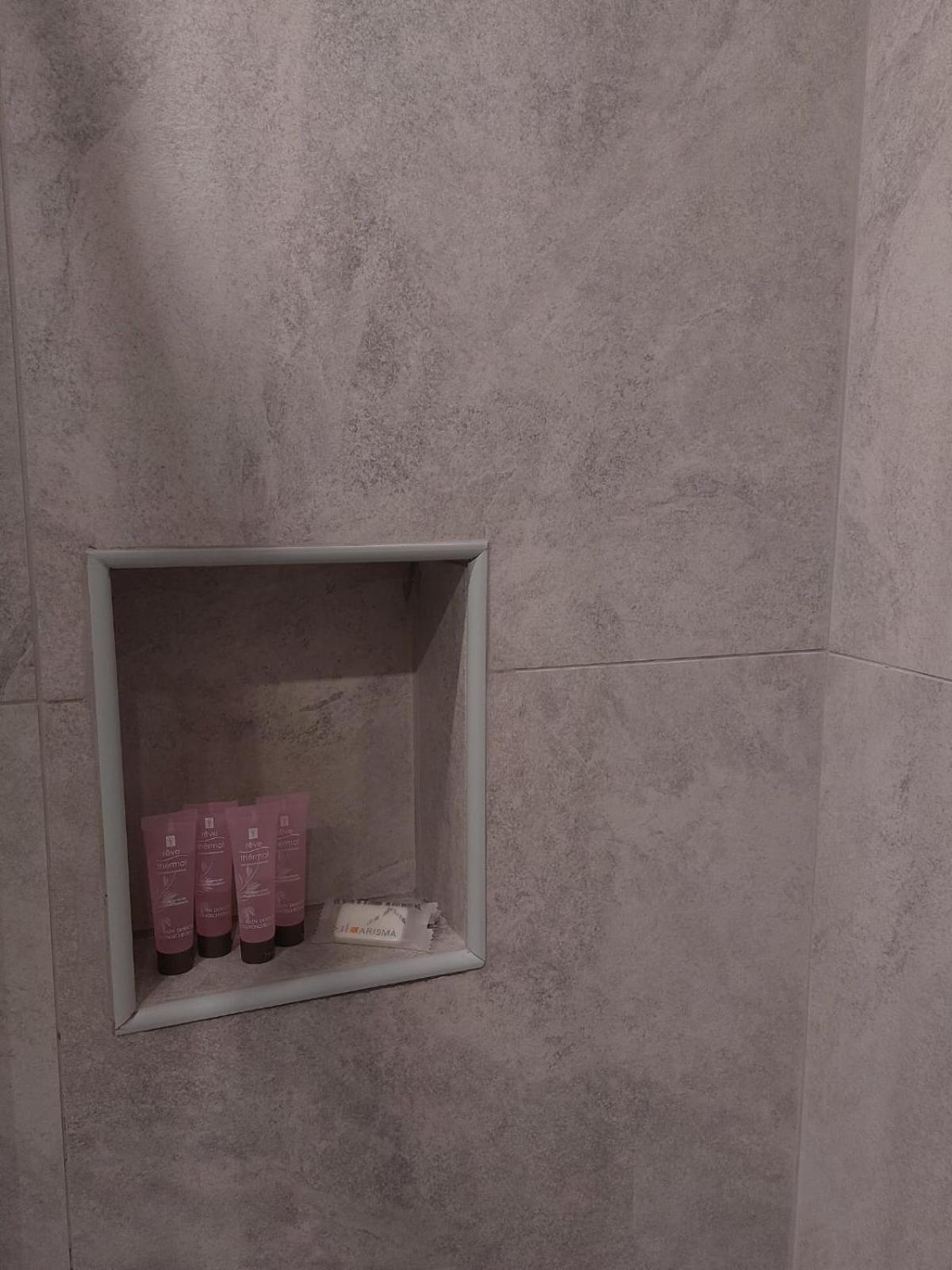 Marble Apartment *