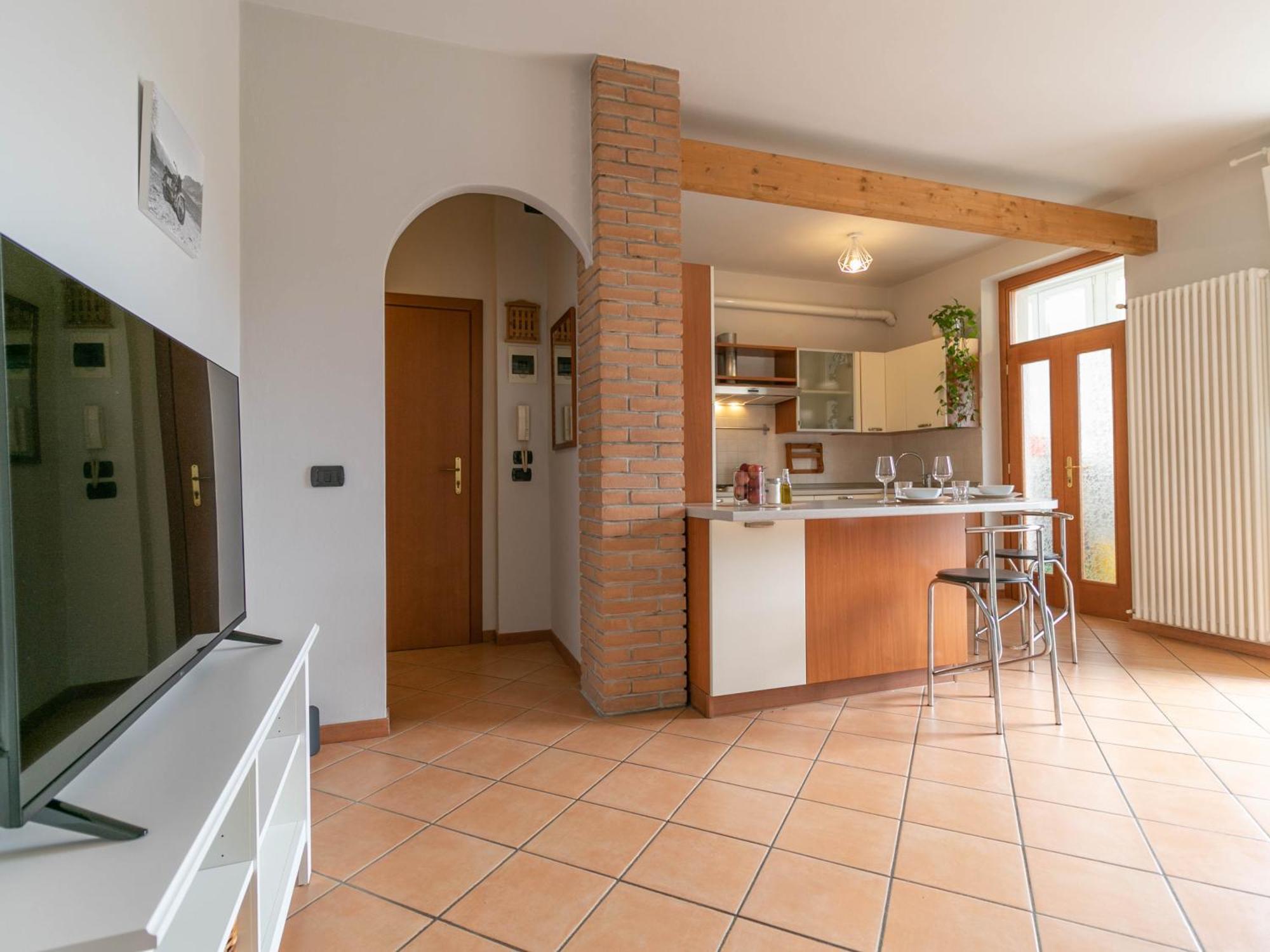 Mamma Ciccia - La Casa Sul Fiume Mandello del Lario