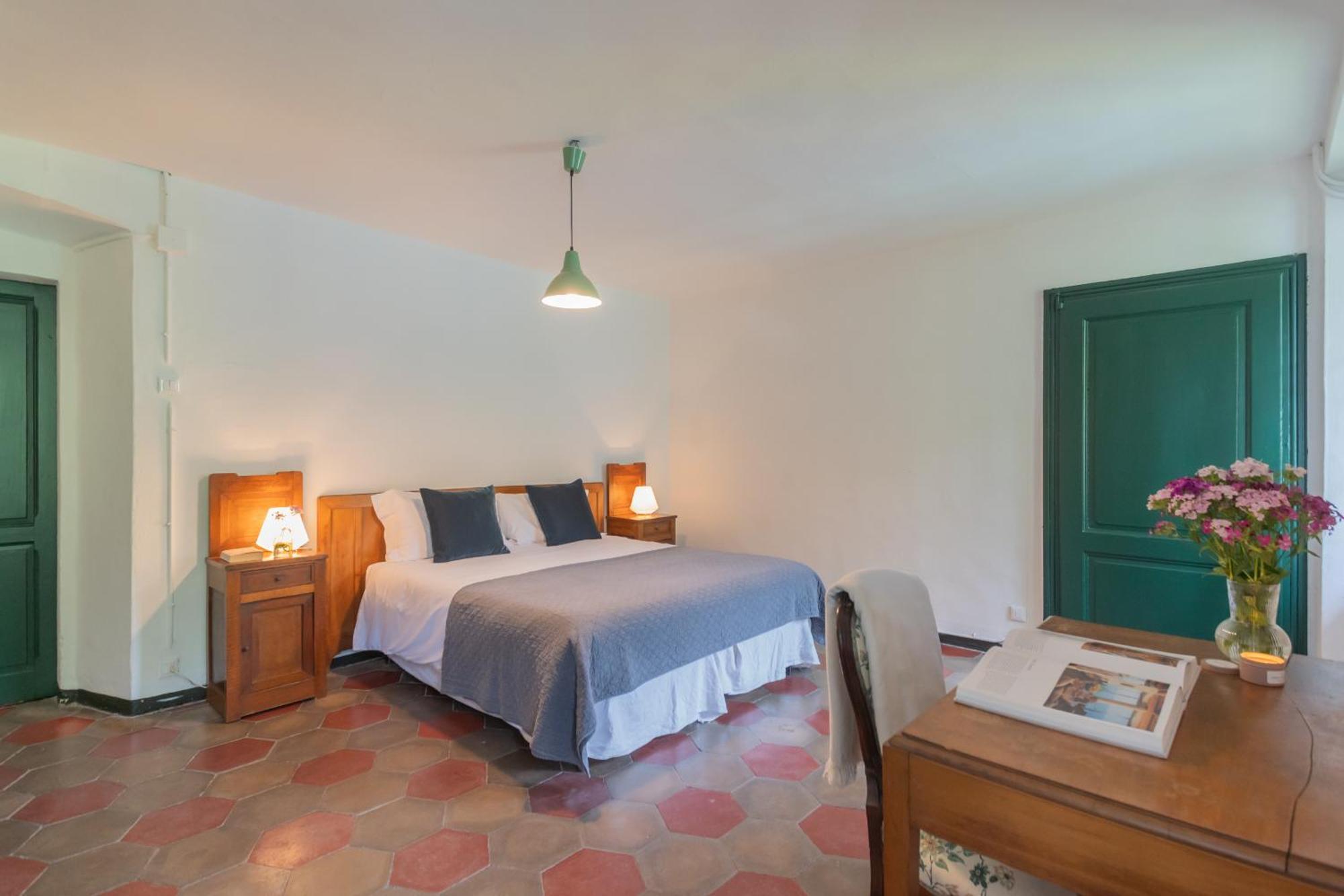 Residenza Regina On The By Rent Apartment Laglio