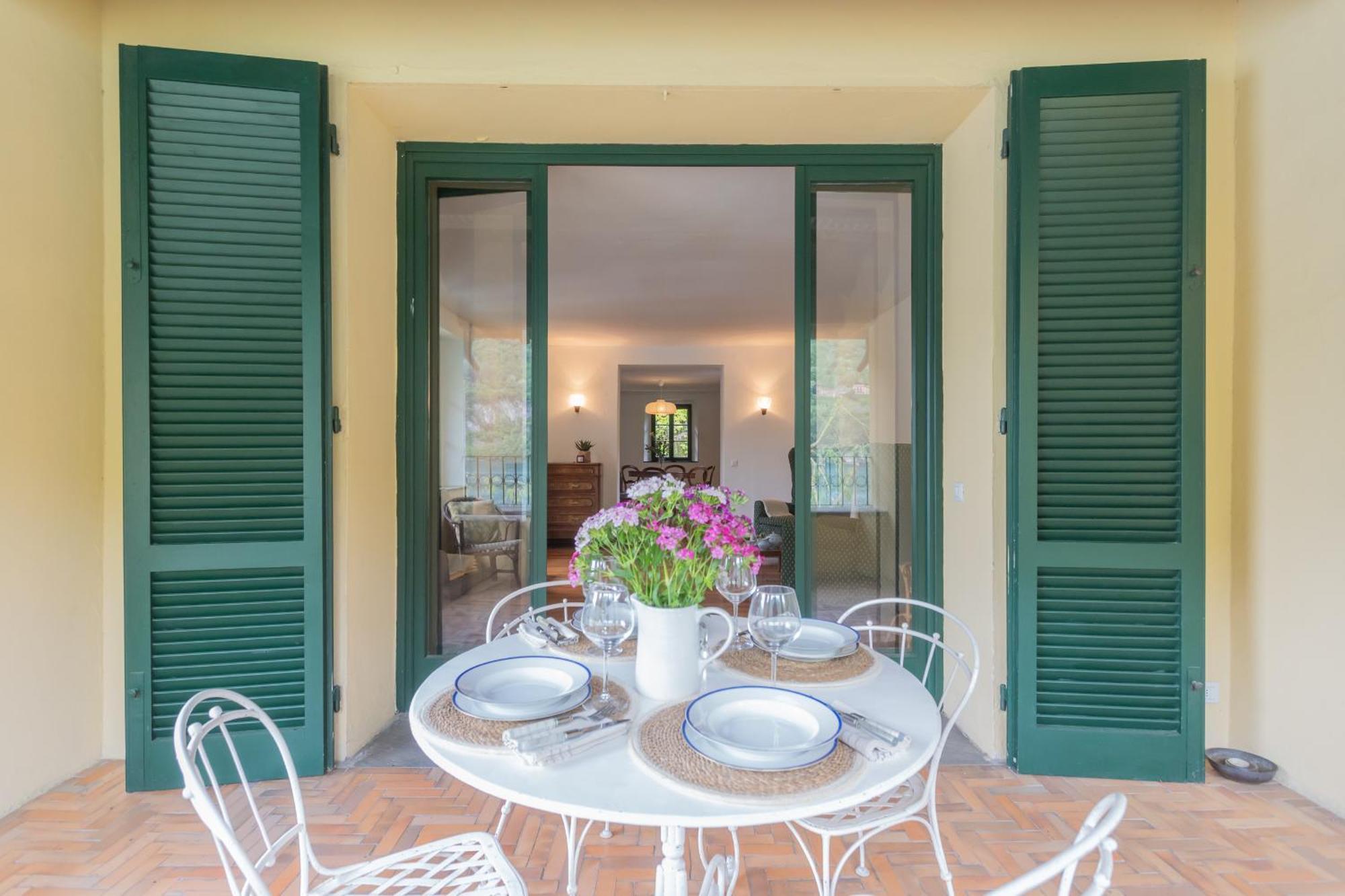 Residenza Regina On The By Rent Laglio