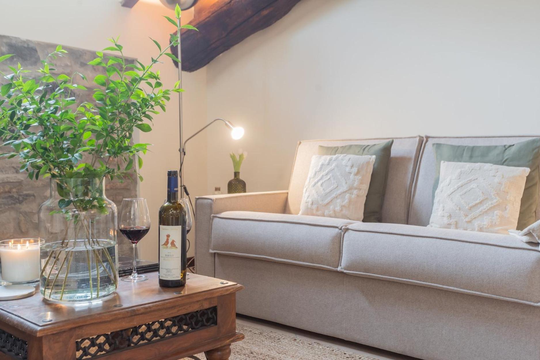 Apartment Plinio 10 By Rent