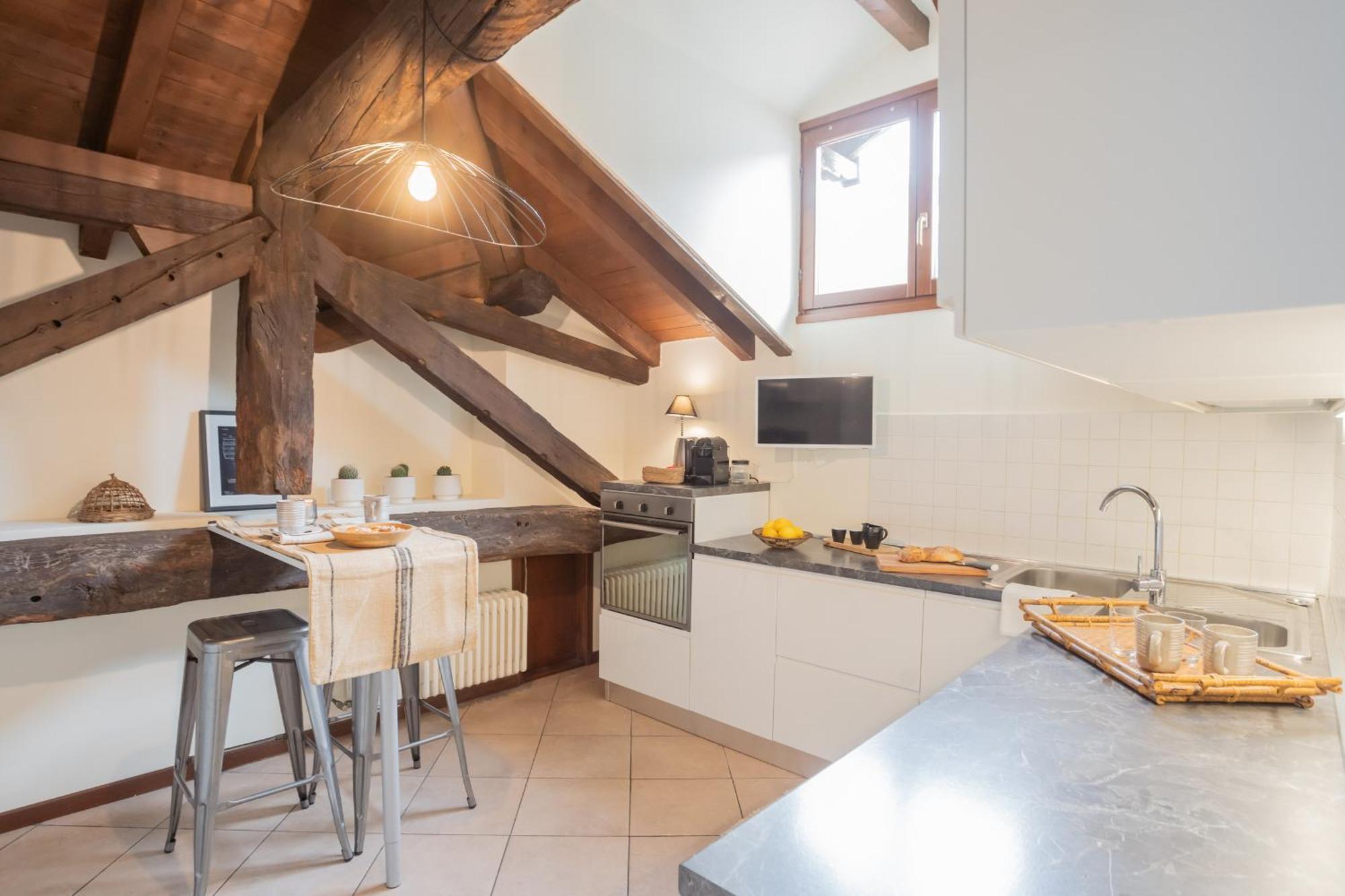 Plinio 10 By Rent